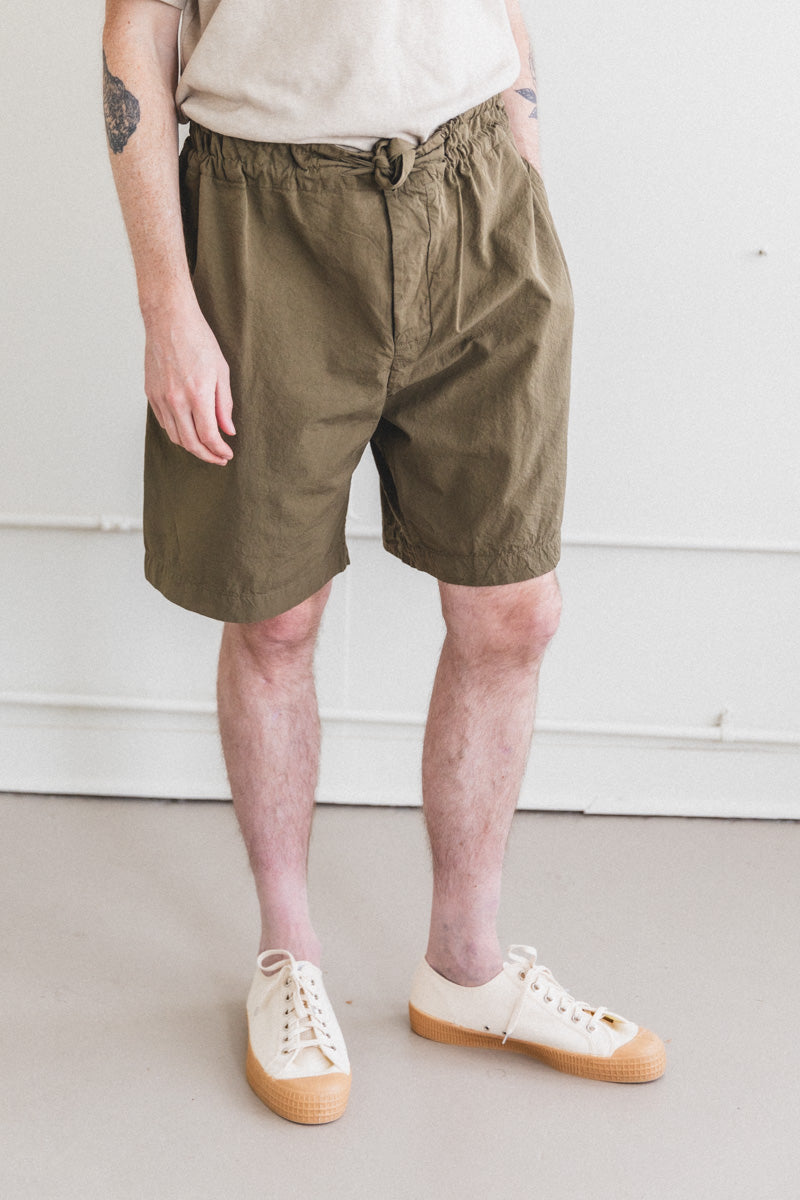 DENMARK SHORTS IN LIGHT KHAKI PAPER COT