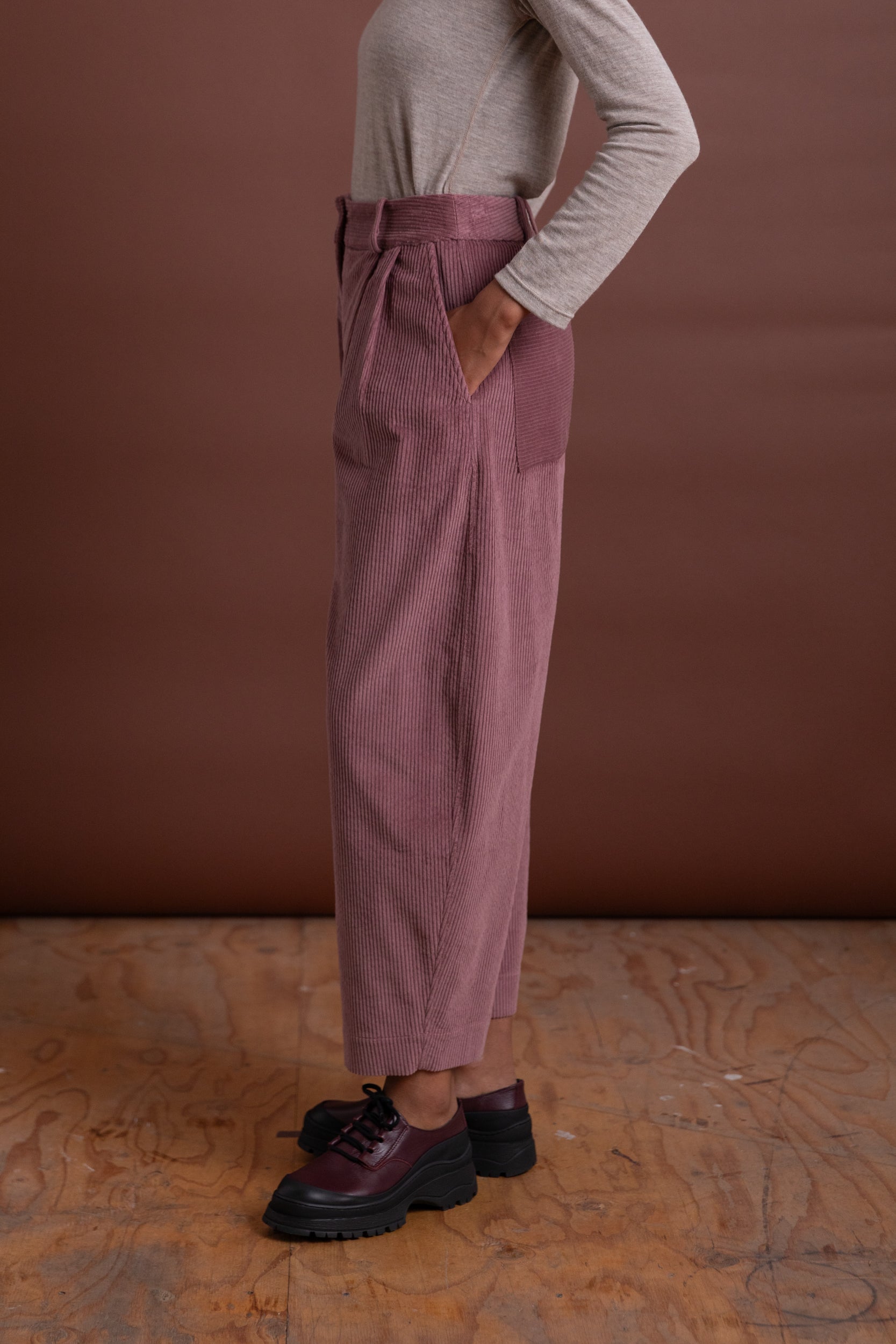 ROBYN TROUSER IN THISTLE JAPANESE COTTON CORDUROY