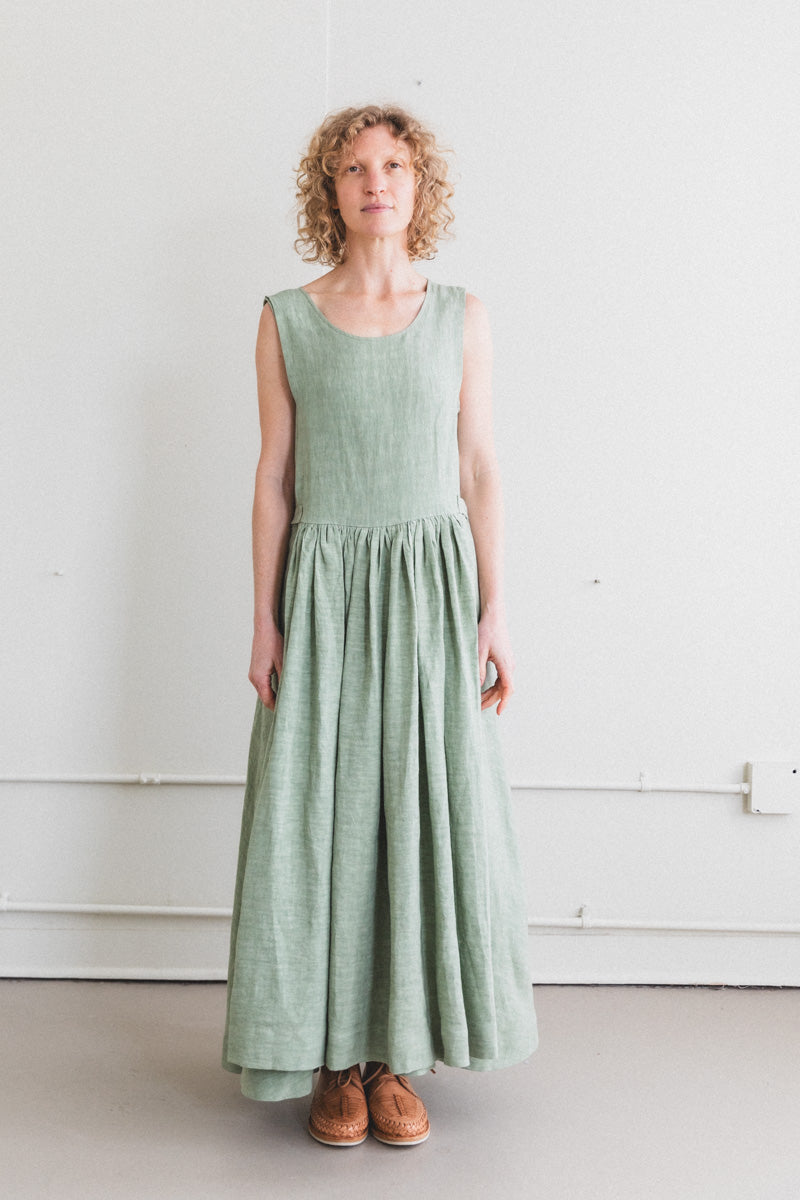 APRON DRESS IN SAGE LINEN
