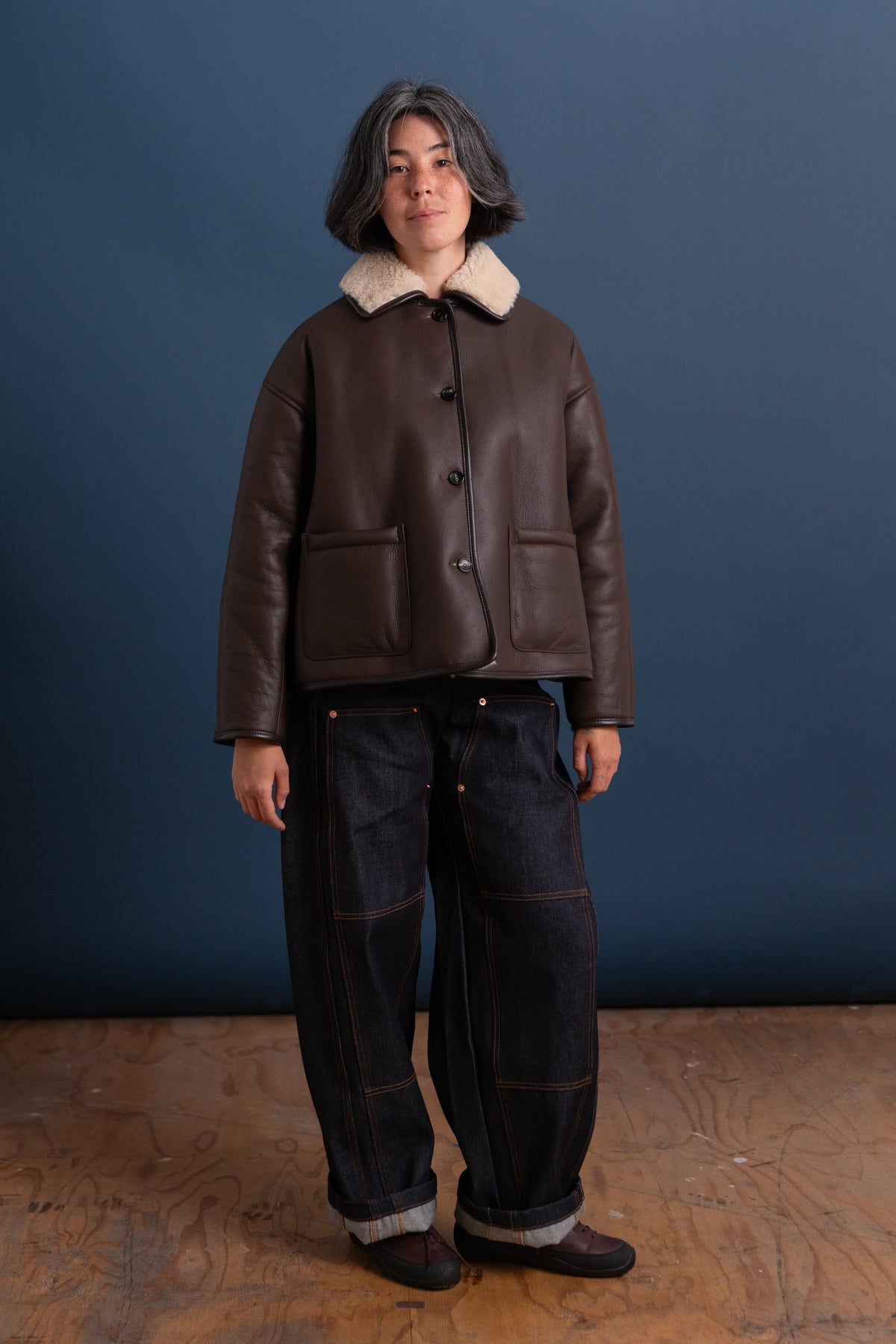 AVIS JACKET IN CHOCOLATE LEATHER BACK CURLY HAIR SHEEPSKIN