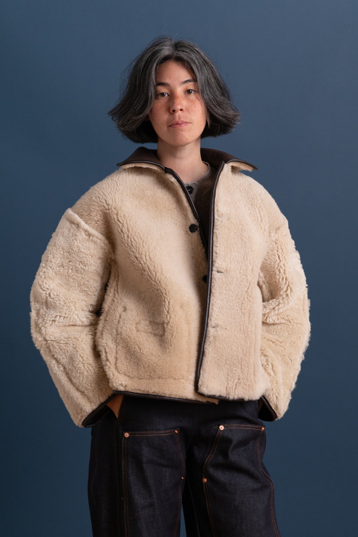 AVIS JACKET IN CHOCOLATE LEATHER BACK CURLY HAIR SHEEPSKIN