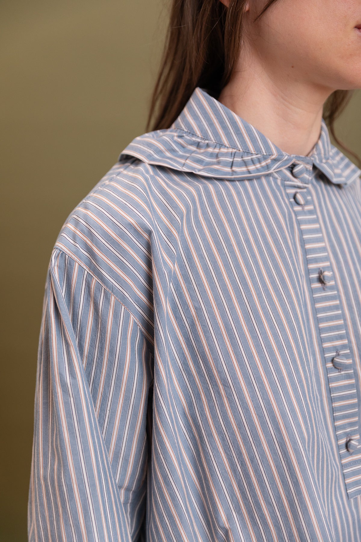 BROOKES SHIRT IN BLUE/BROWN STRIPE
