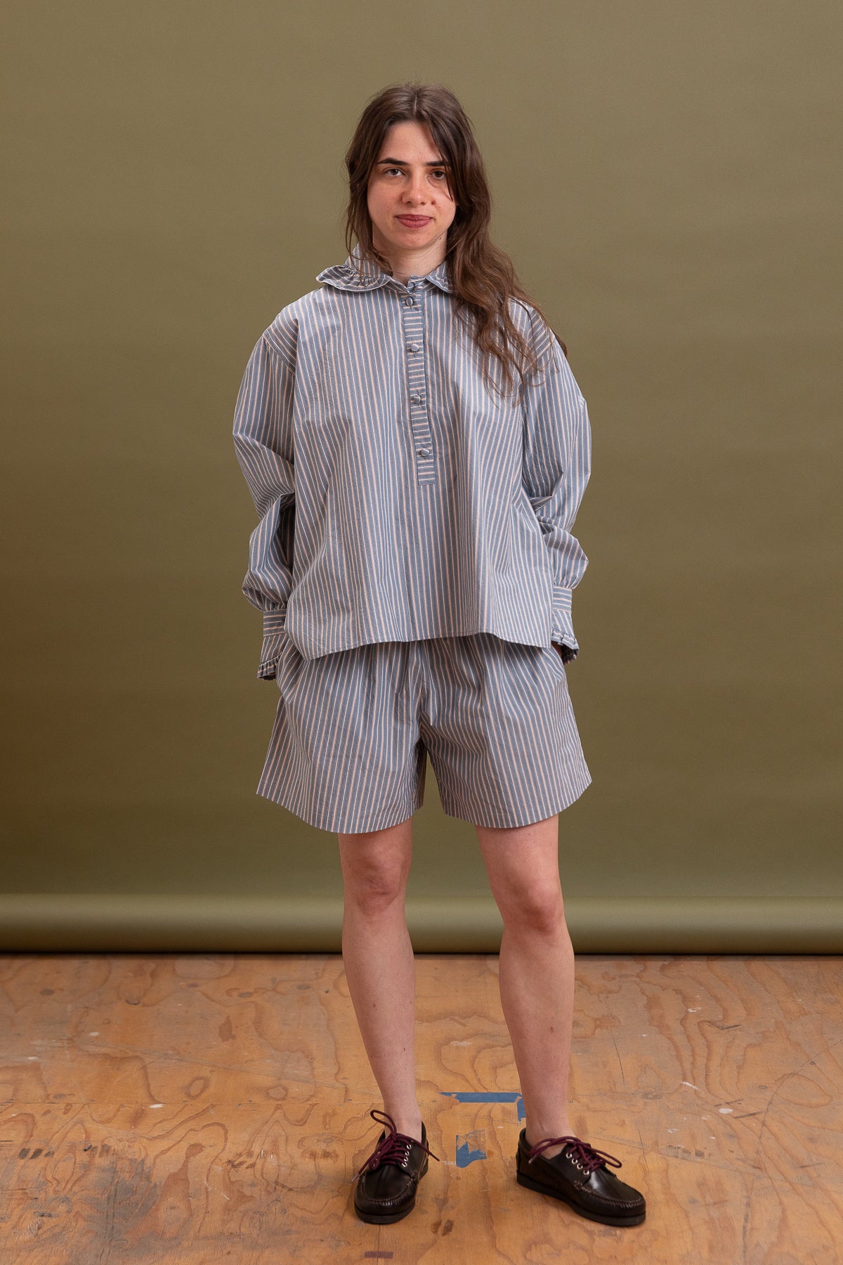 BROOKES SHIRT IN BLUE/BROWN STRIPE