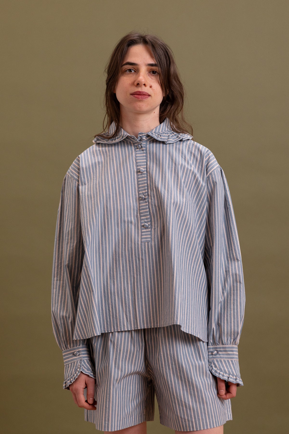 BROOKES SHIRT IN BLUE/BROWN STRIPE