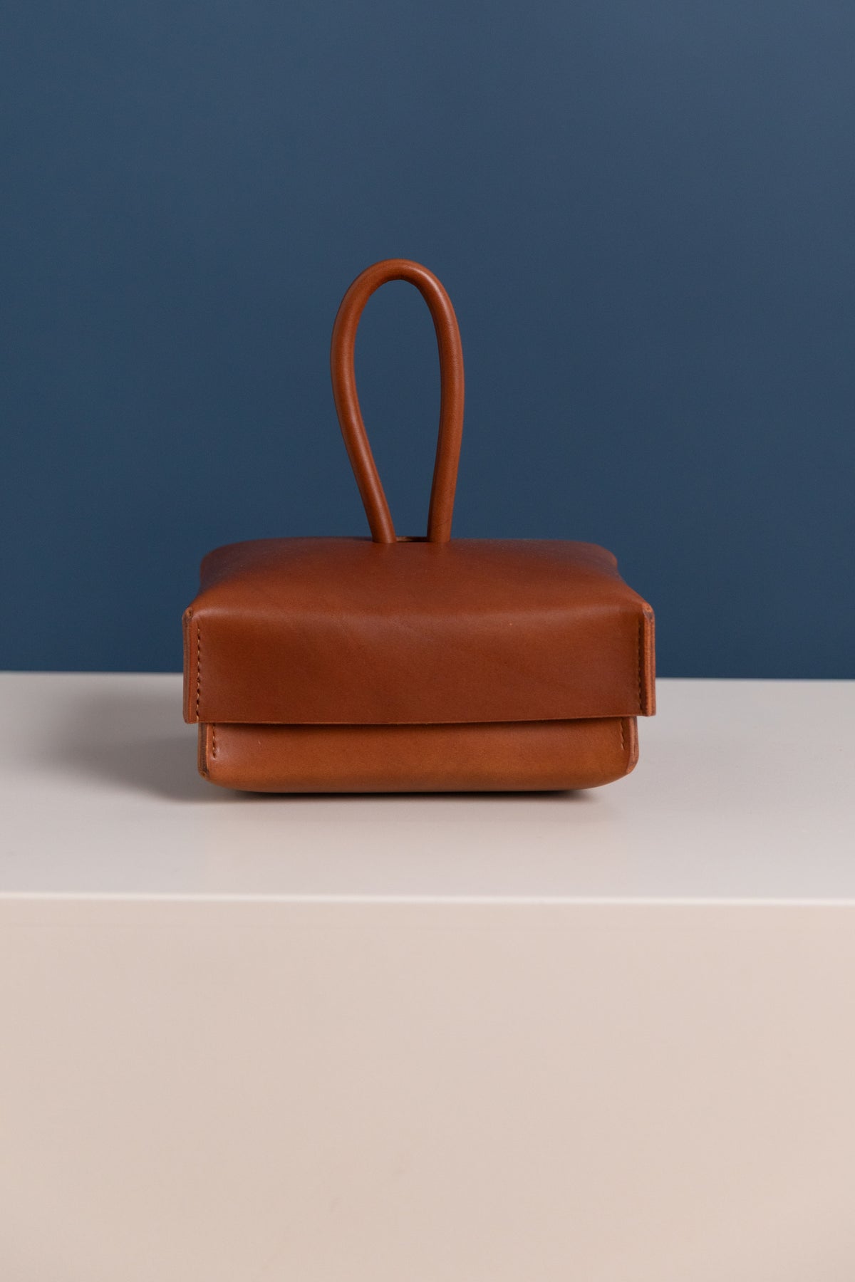 BOX BAG IN BROWN LEATHER
