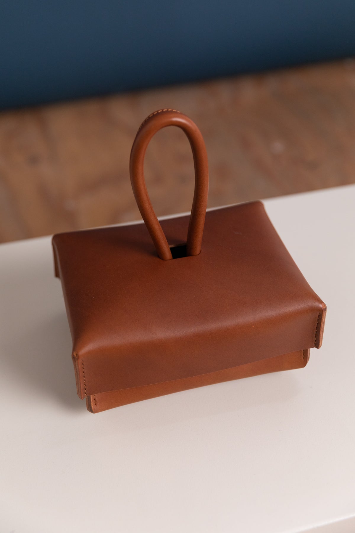 BOX BAG IN BROWN LEATHER