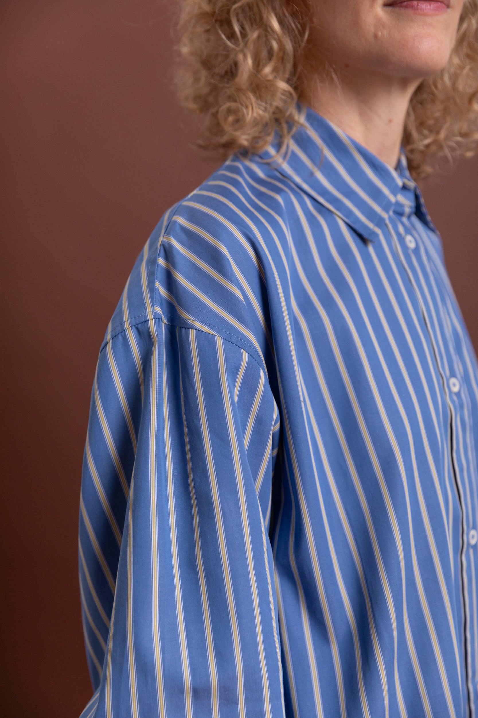 DENNIS SHIRT IN BLUE JAPANESE STRIPED SHIRTING