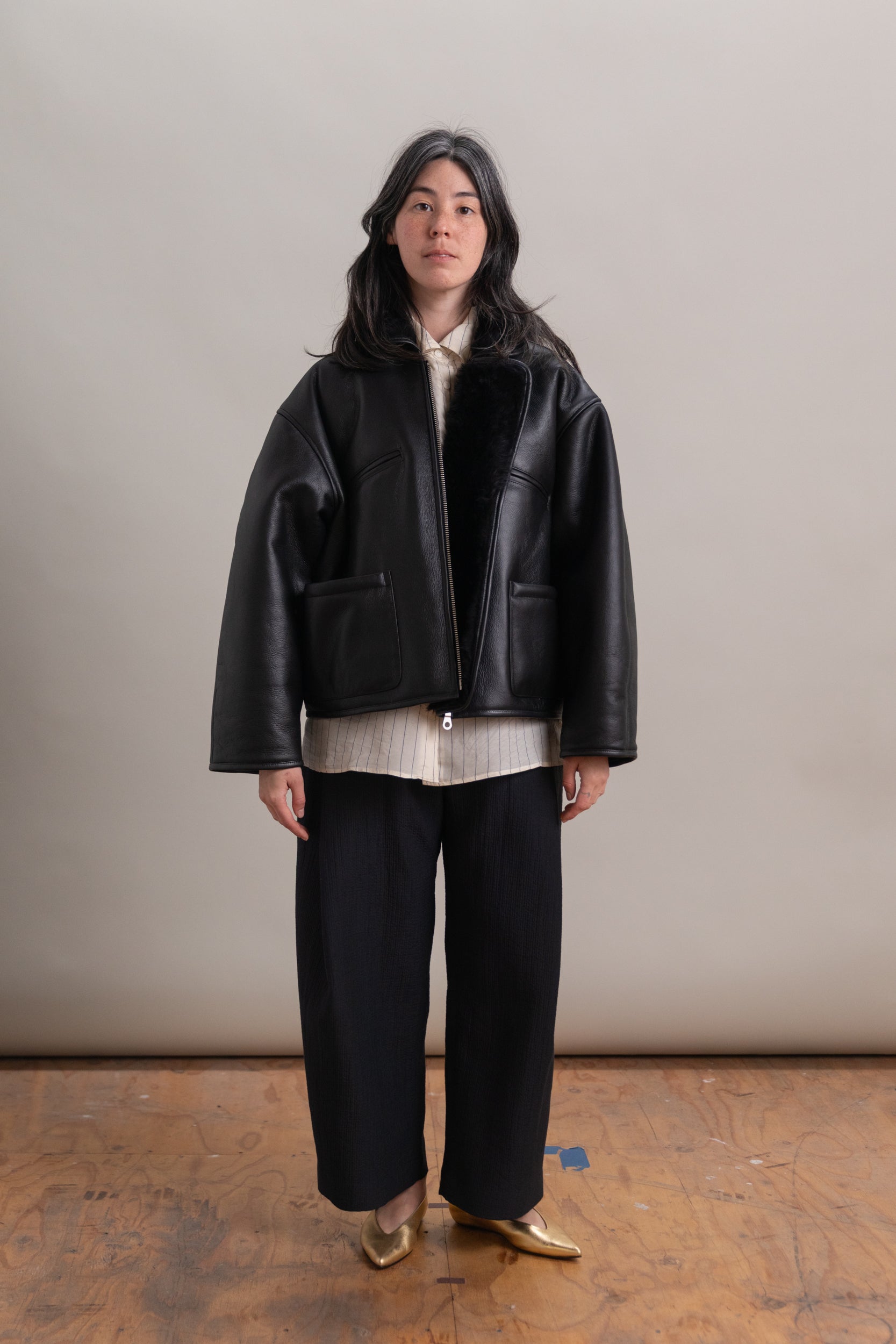 LEATHER BACK SHEEPSKIN FLYING JACKET IN BLACK