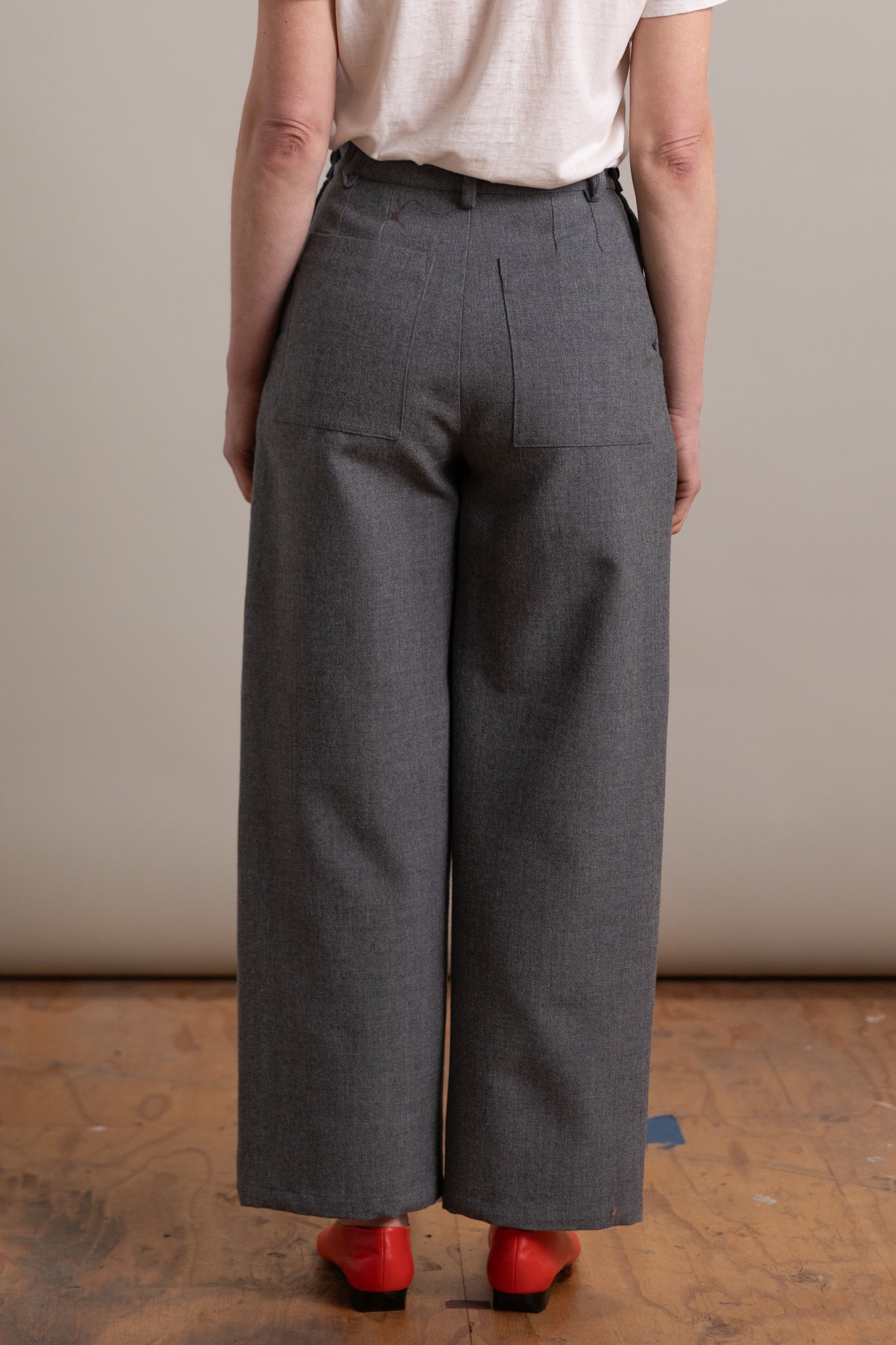 GEORGIA TROUSER IN LIGHT GREY BRITISH WOOL