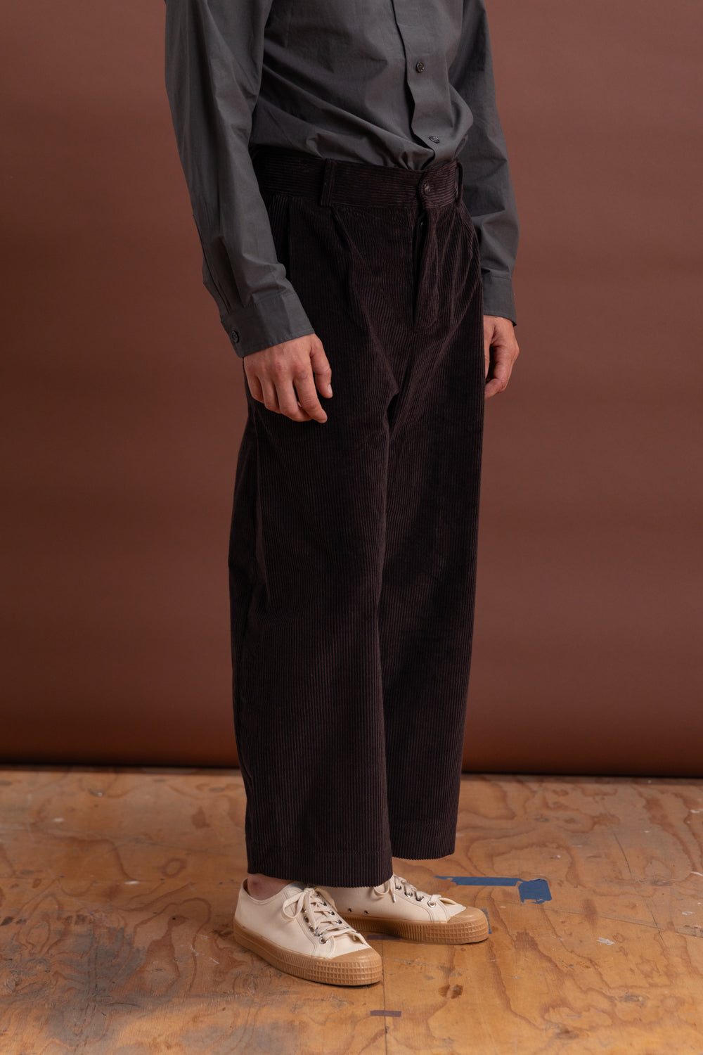 ROBBY TROUSER IN TAUPE JAPANESE TWO TONE COTTON CORDUROY