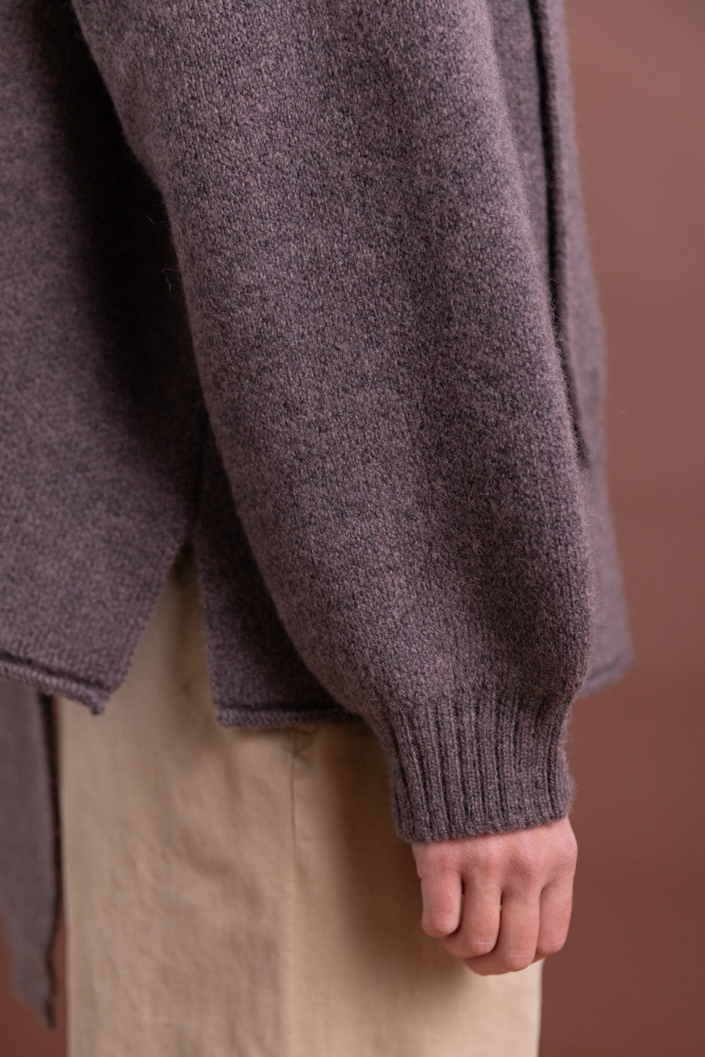 WRAP NECK PULLOVER IN LUNA BRITISH MERINO WOOL