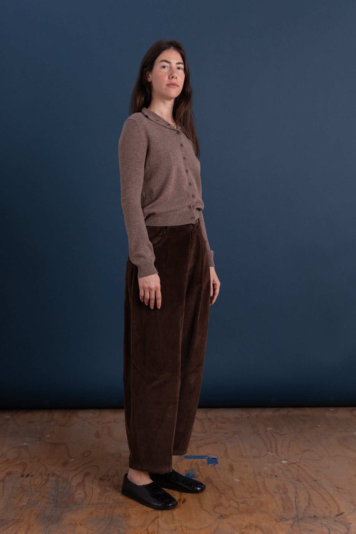 BAGGY PANTS IN BROWN CORDUROY