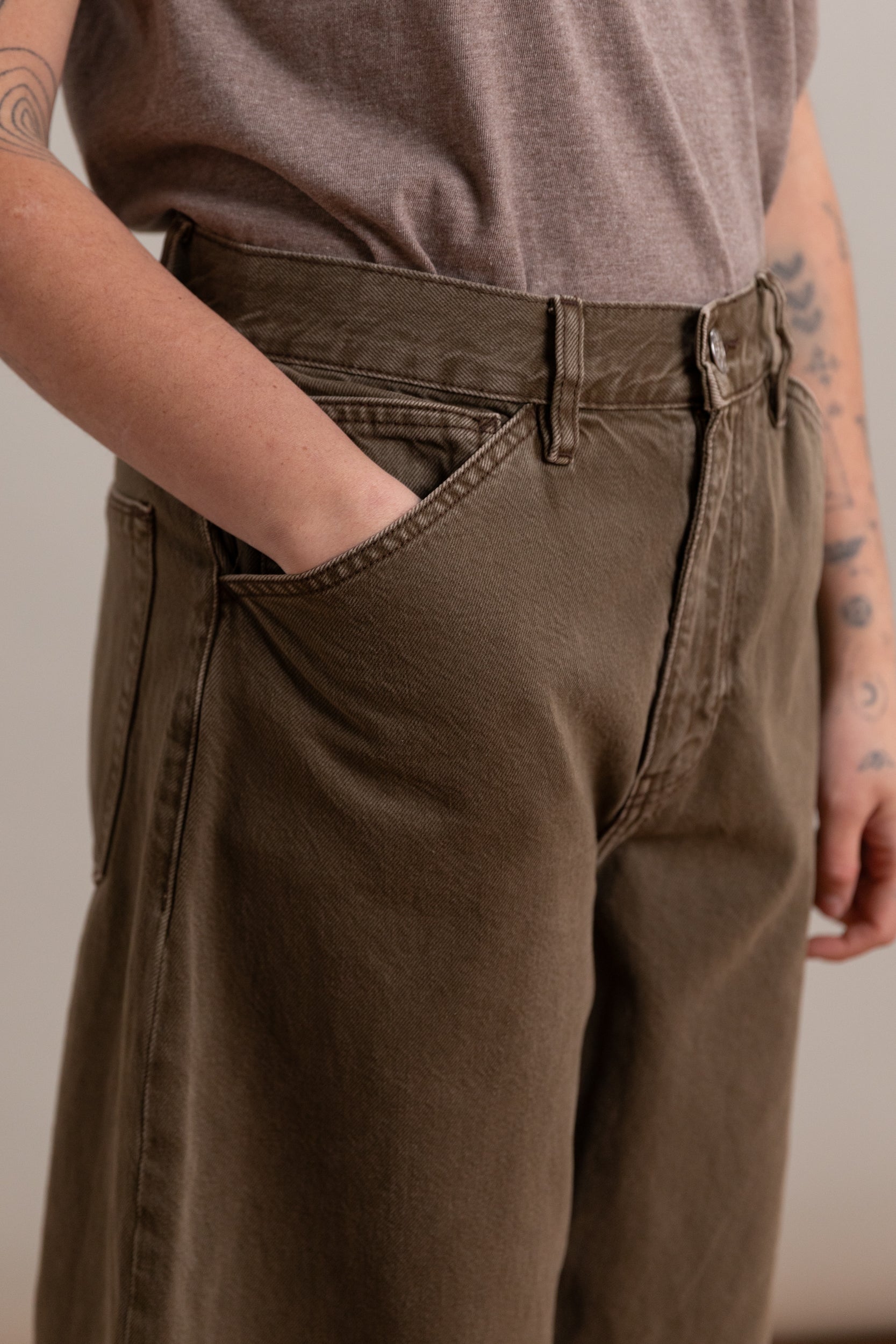 LIDO ANKLE JEANS IN DARK OLIVE DENIM