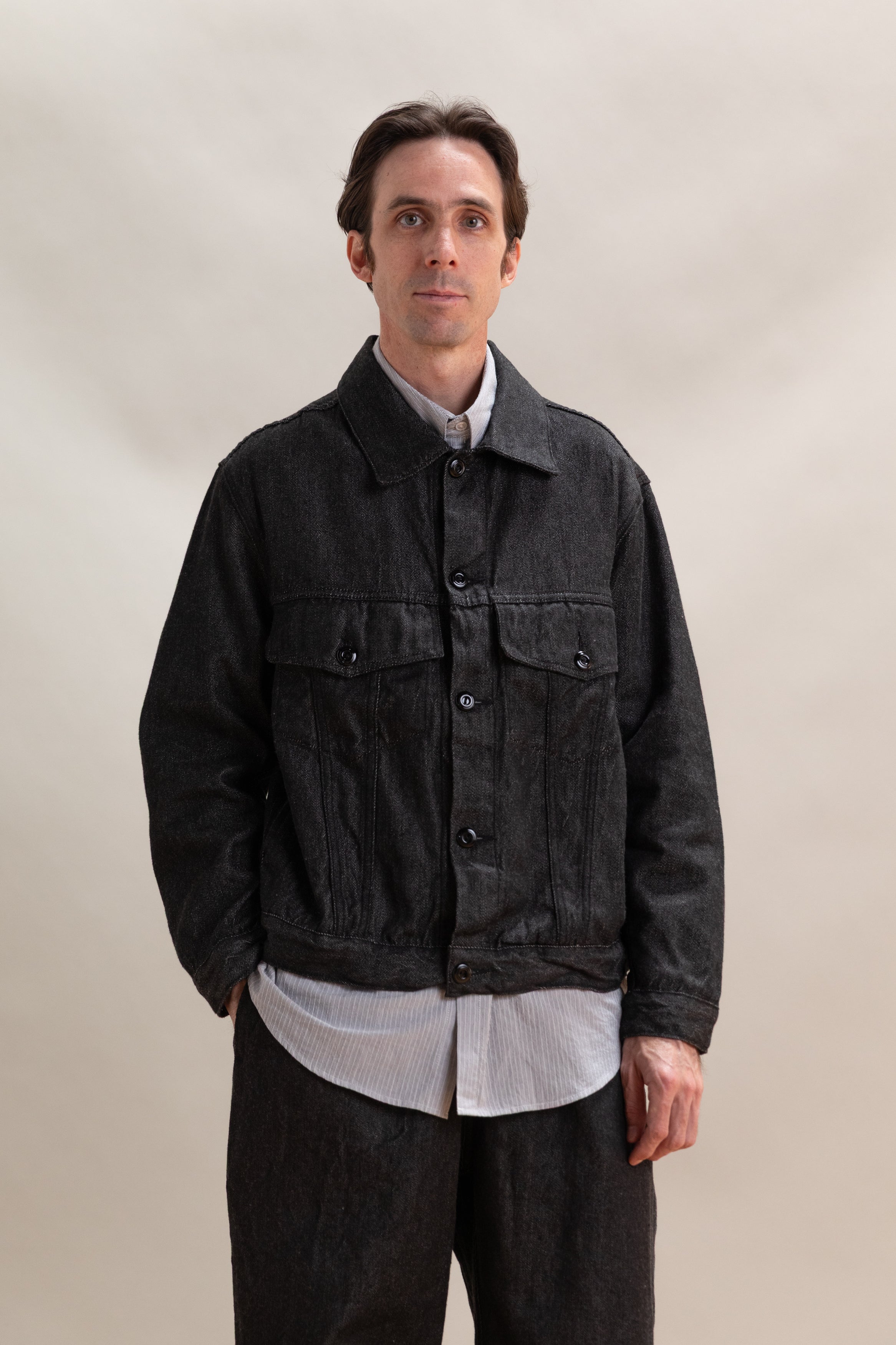 EASY TRUCKER IN BLACK WARP WOOL-CORE SELVEDGE