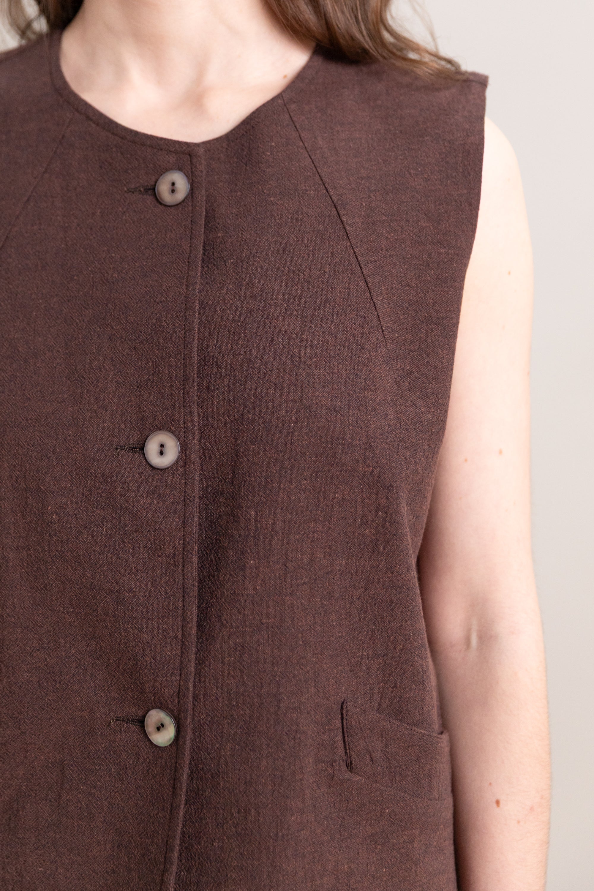DAPHNE VEST IN FOG PURPLE HIGH TWISTED COTTON POPLIN