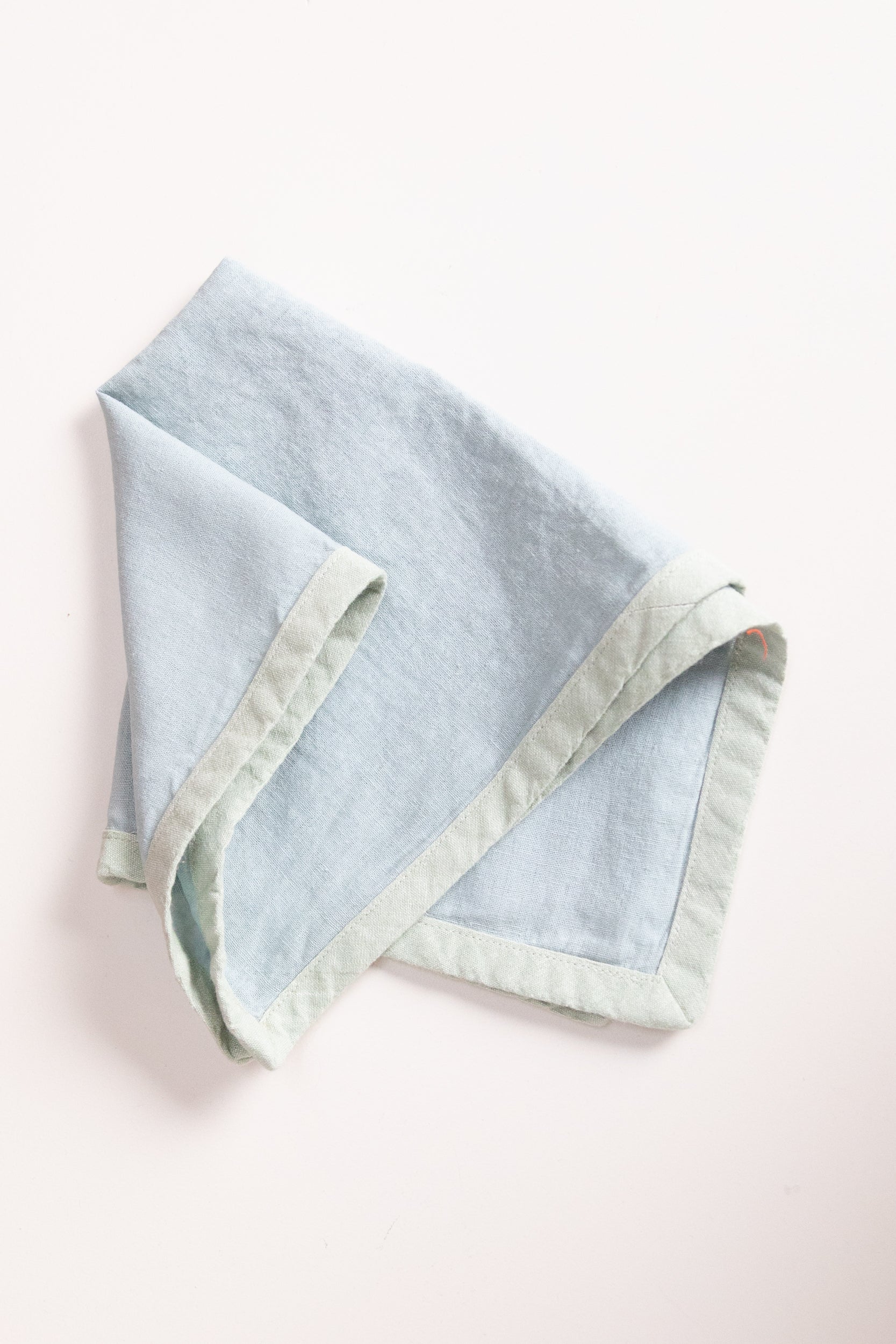 EDGED NAPKINS IN MIST LINEN - SET OF FOUR