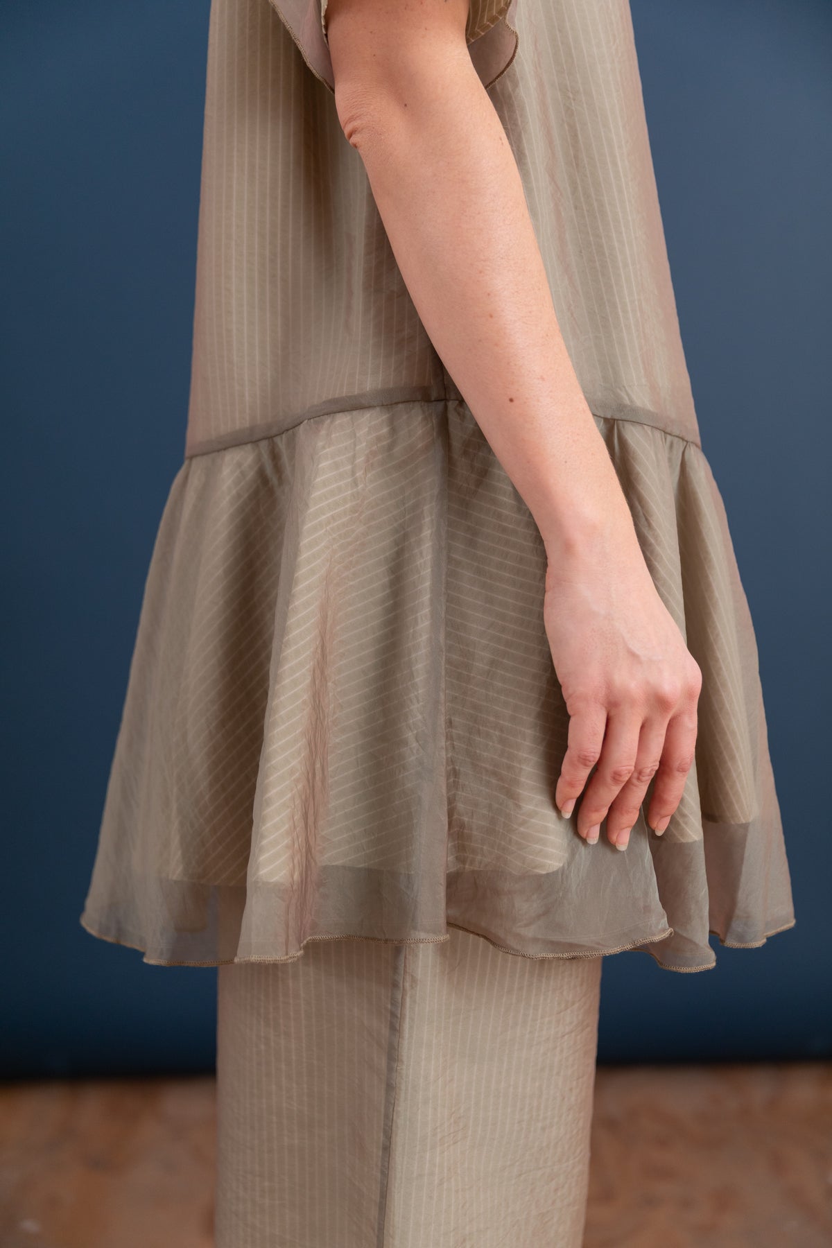 HERA DRESS IN OLIVE