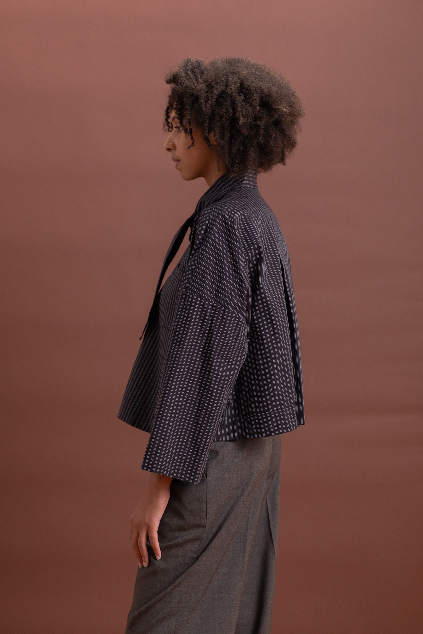 TOMO BLOUSE IN BLACK STRIPE