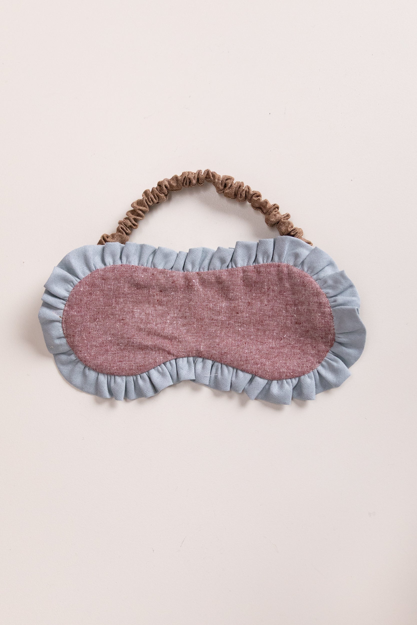 EYE MASK IN PLUM LINEN