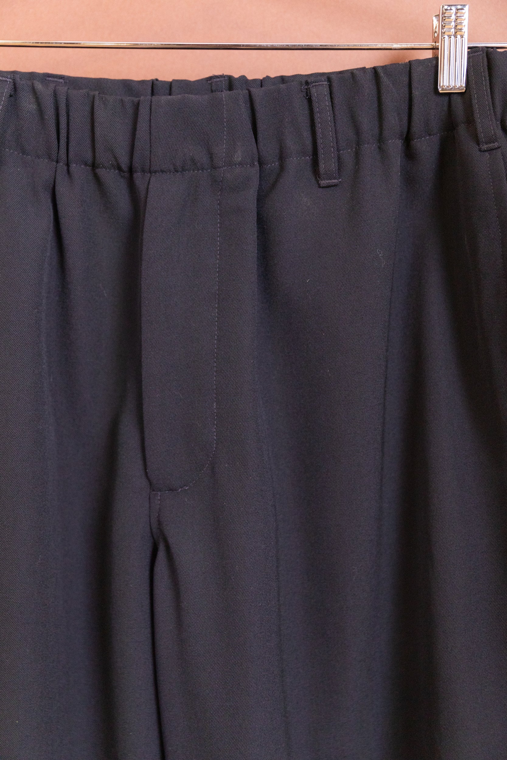 CARRY ON PANT IN DARK NAVY WOOL GABARDINE