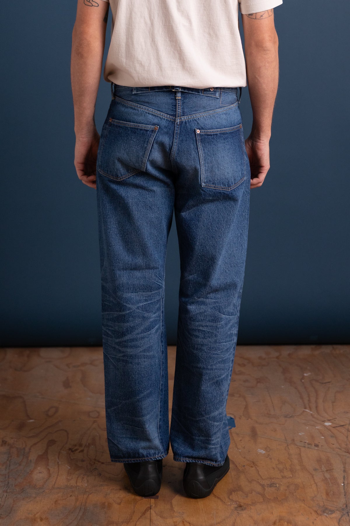 1930 STRAIGHT DENIM PANTS IN INDIGO VINTAGE WASH