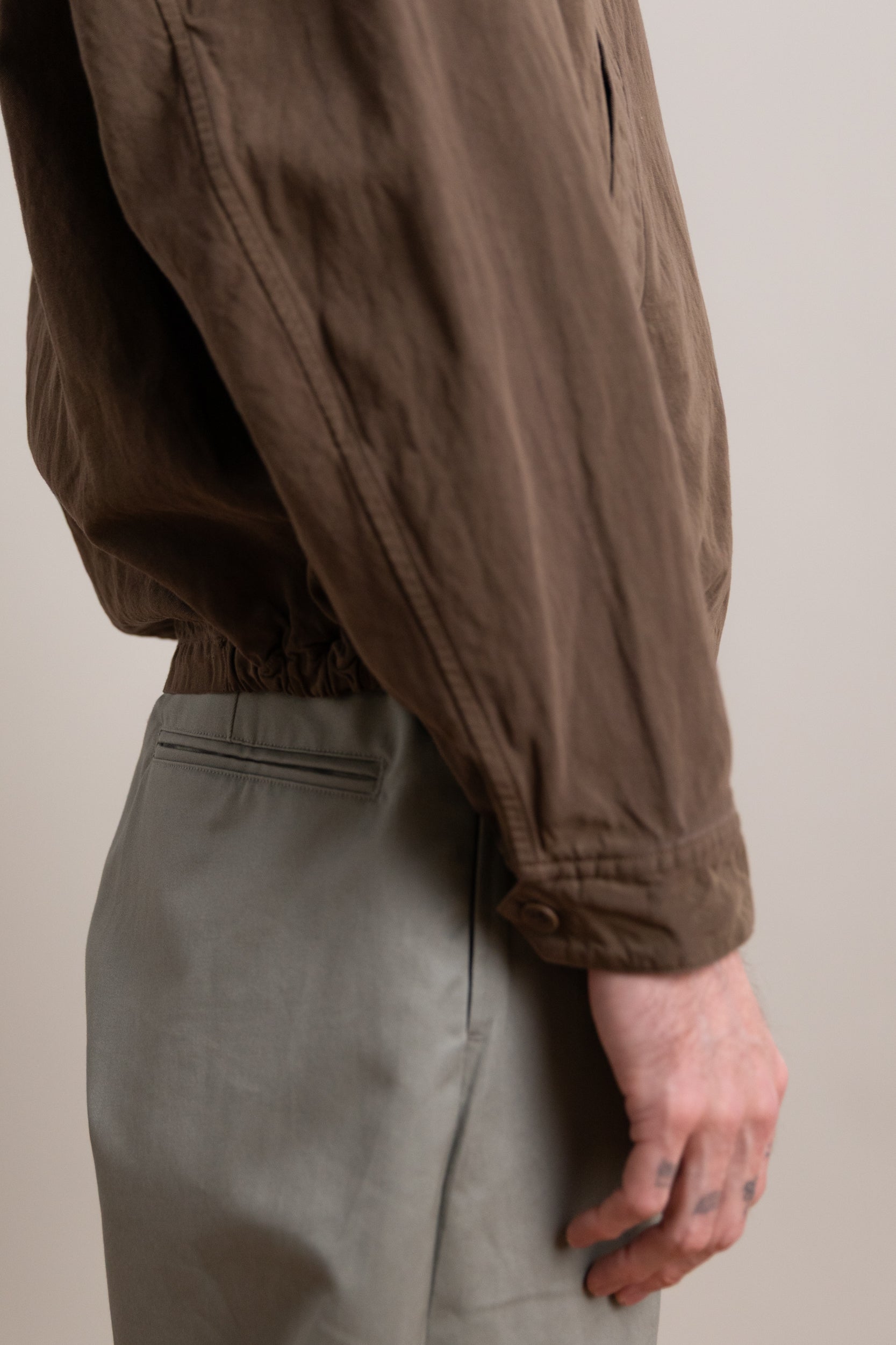 GABA ZIP BLOUSON IN CUB BROWN FINX LINEN BOIL GABARDINE