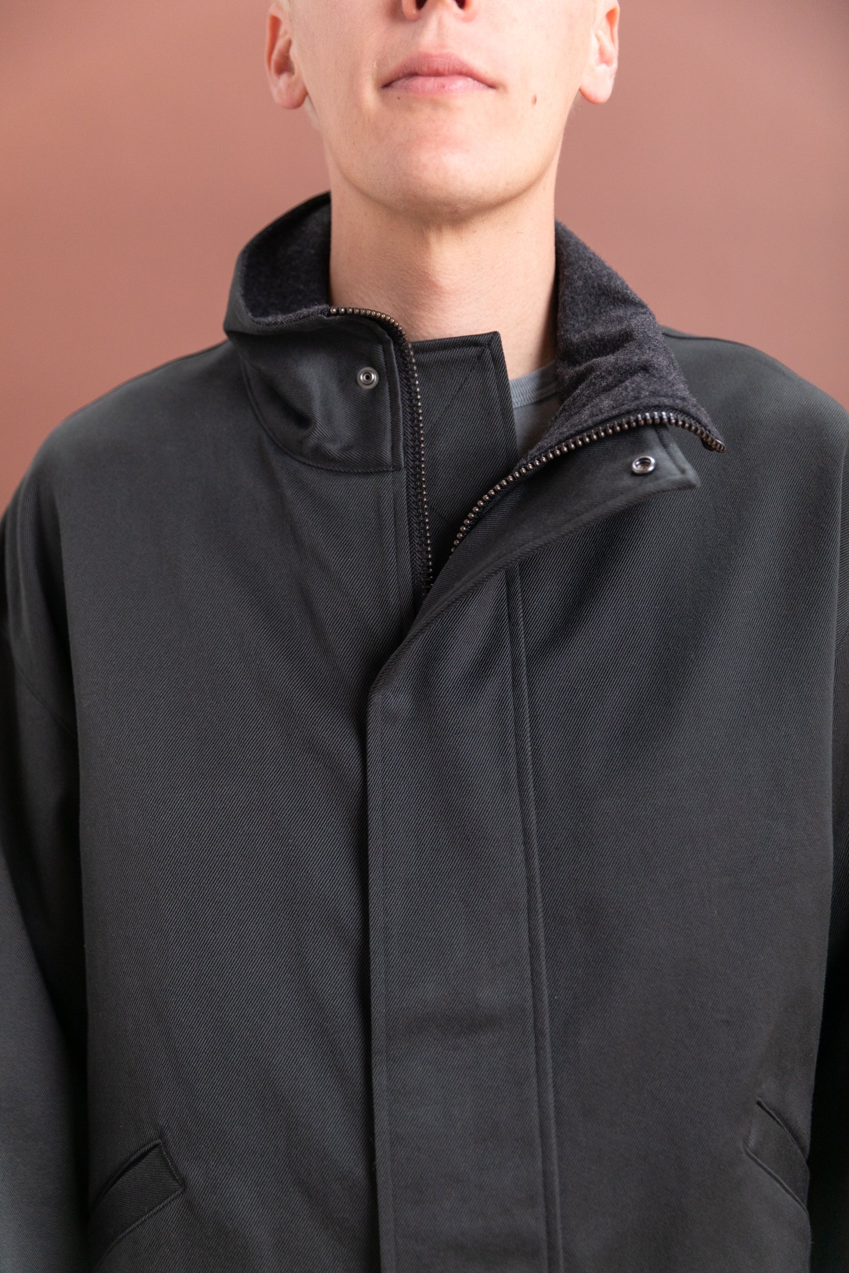 COTTON DRILL SHORT MIL COAT IN BLACK