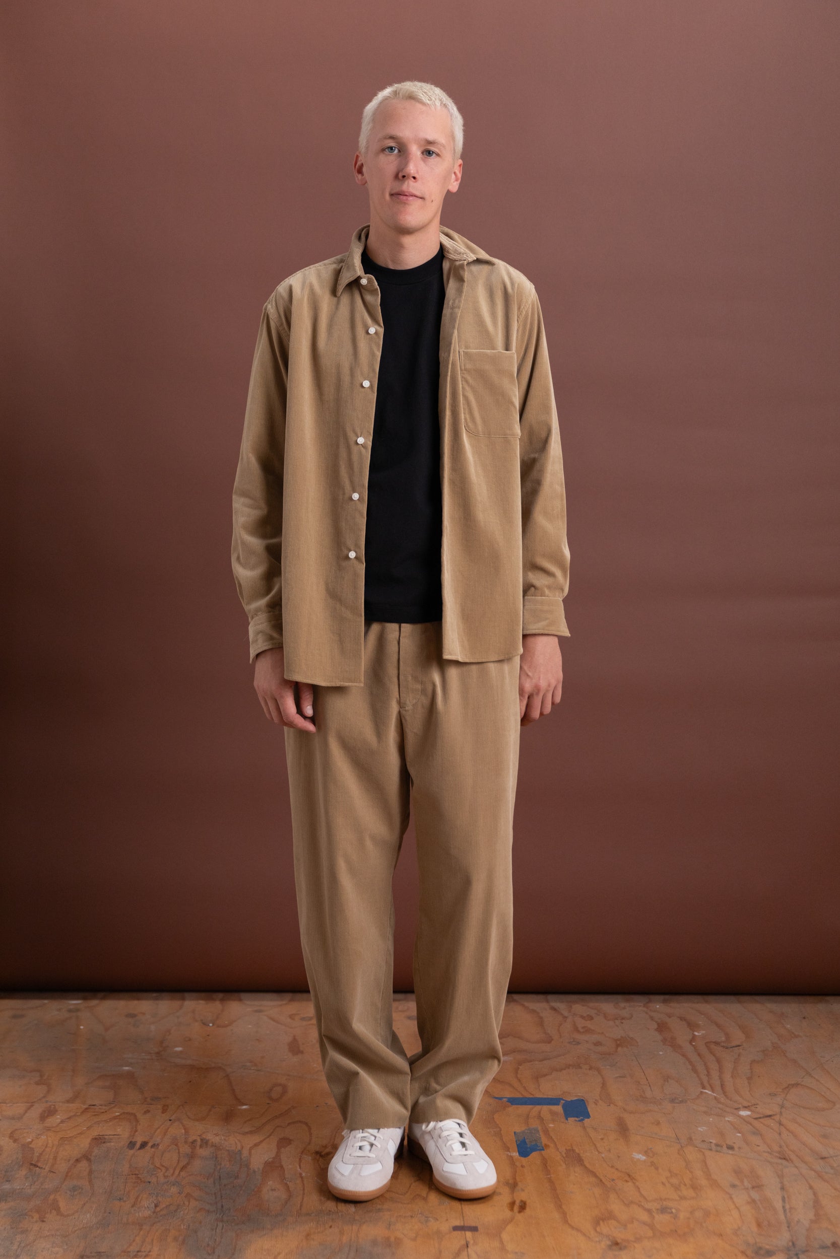 SUVIN CORDUROY REGULAR COLLARED SHIRT IN ALMOND