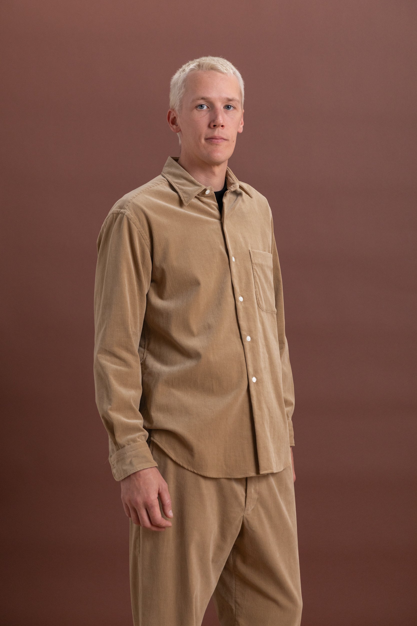 SUVIN CORDUROY REGULAR COLLARED SHIRT IN ALMOND