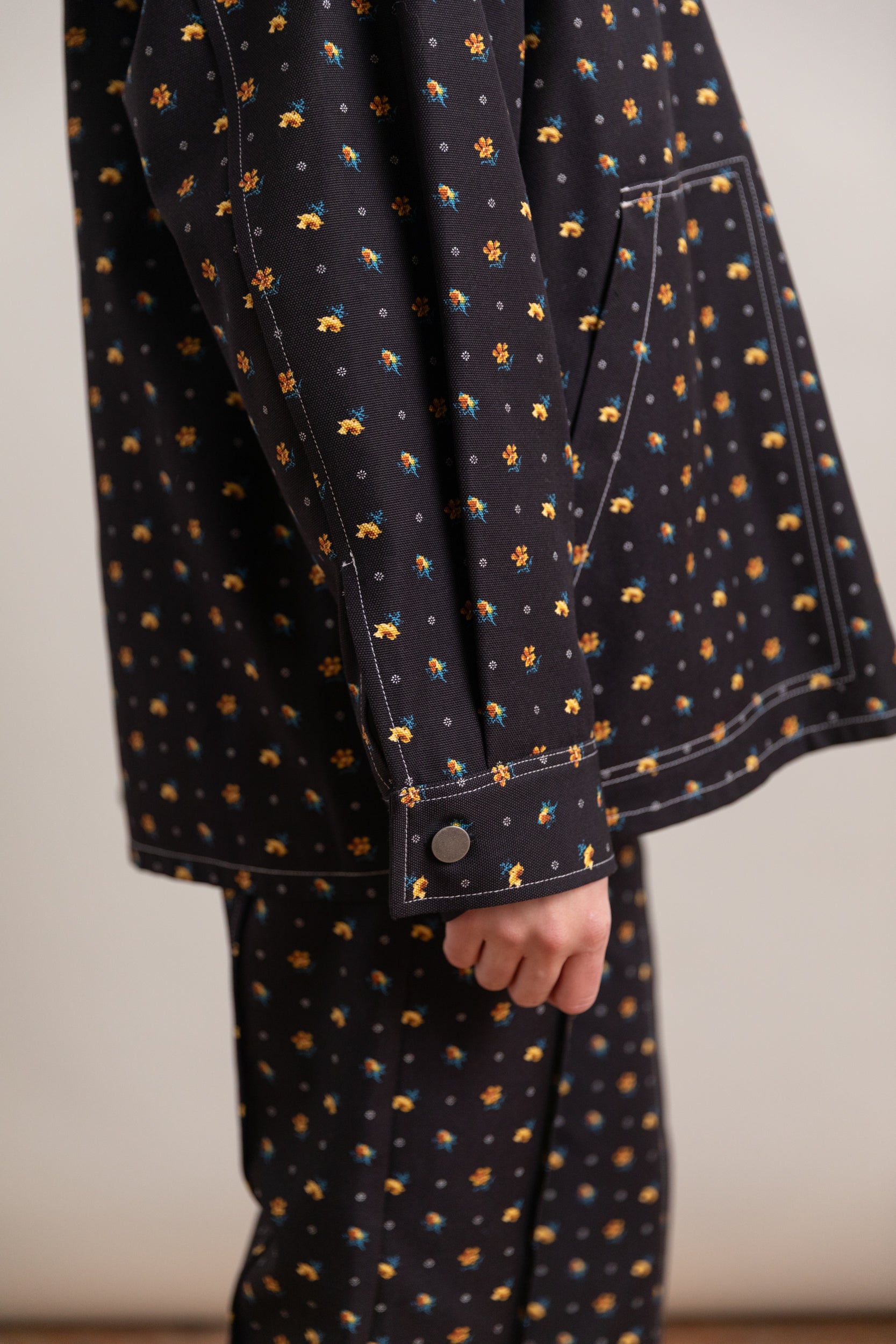 OVERSIZED SHIRT JACKET IN FLORAL CANVAS