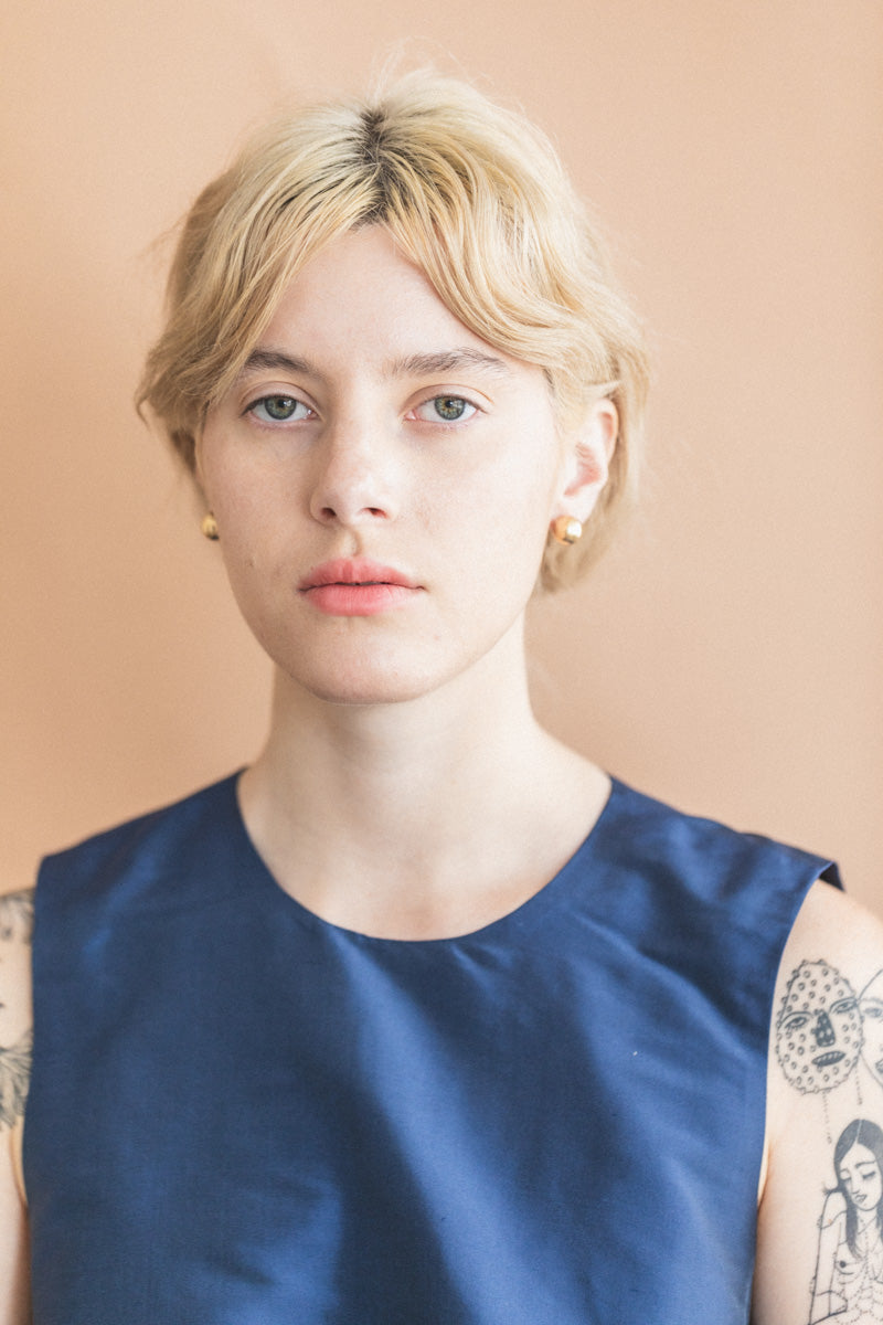 LARGE SPHERE STUD IN 14K GOLD (SINGLE)