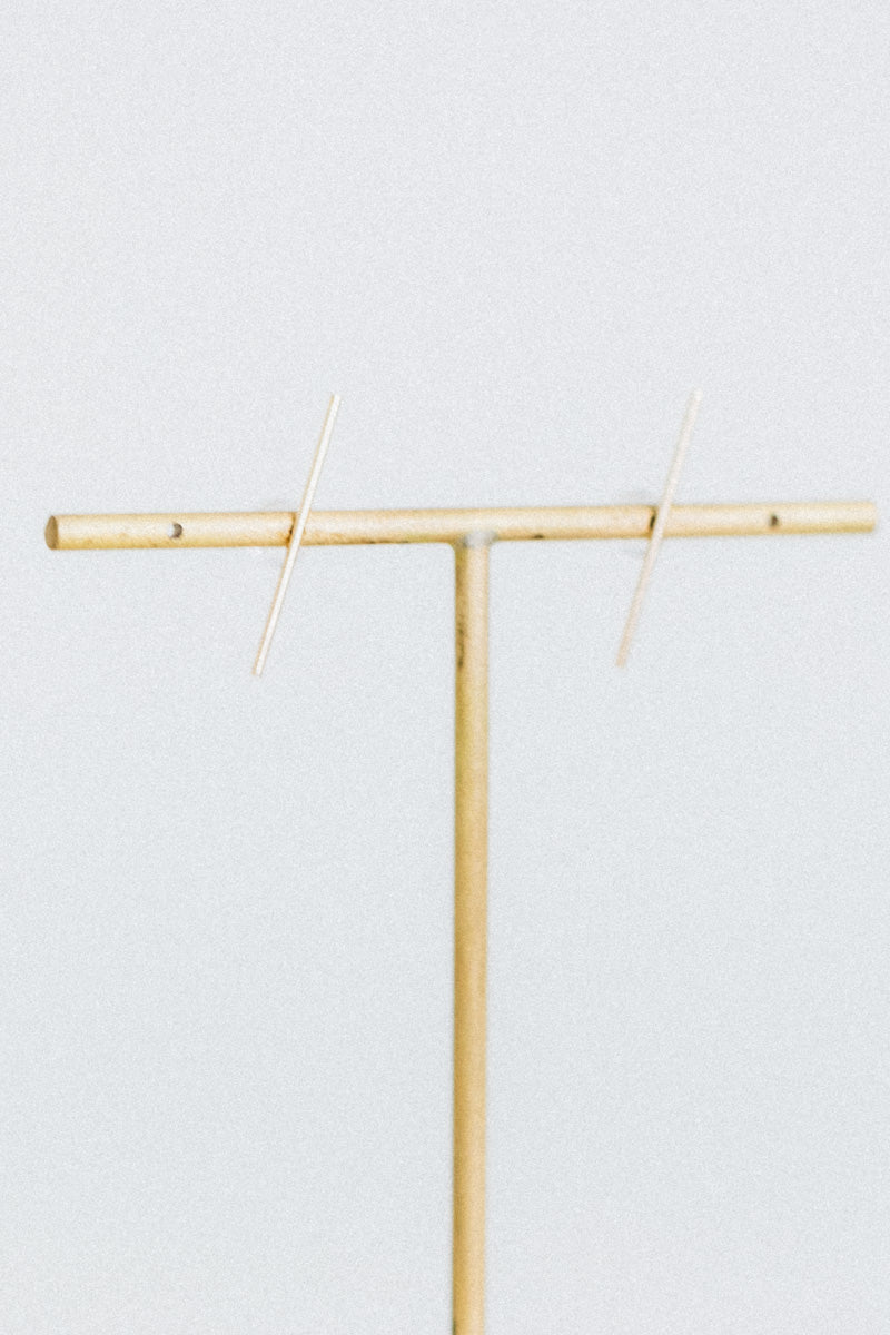 STICK STUD IN 14K GOLD (SINGLE)