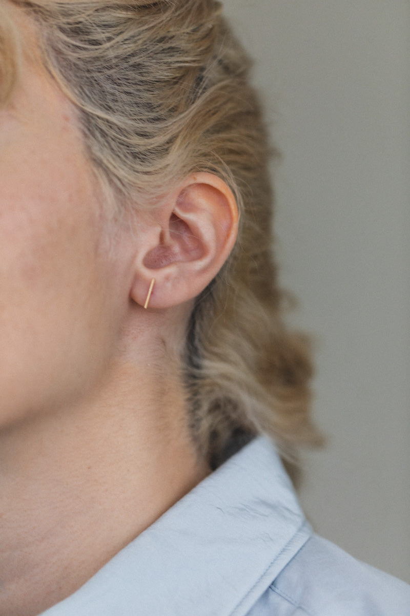 STAPLE STUD IN 14K GOLD (SINGLE)