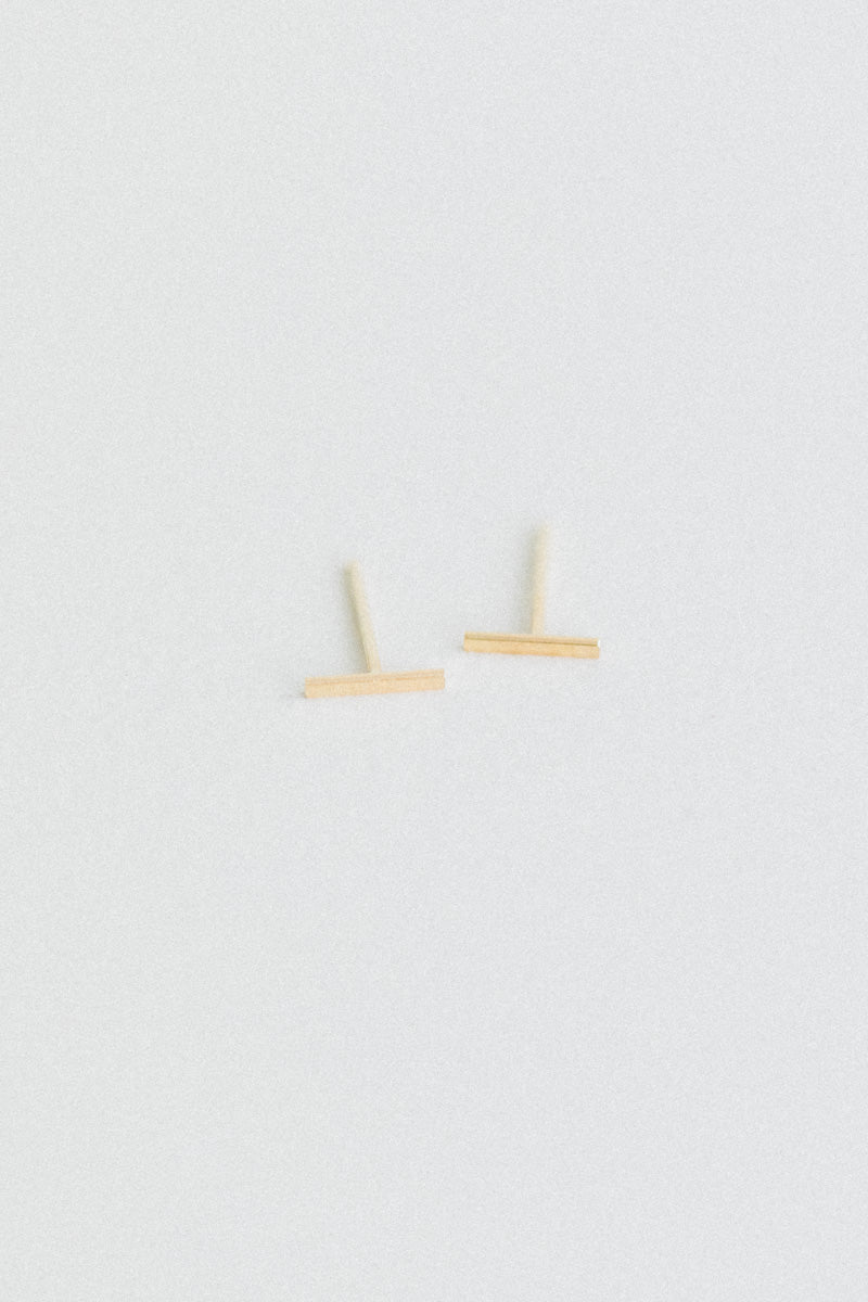STAPLE STUD IN 14K GOLD (SINGLE)