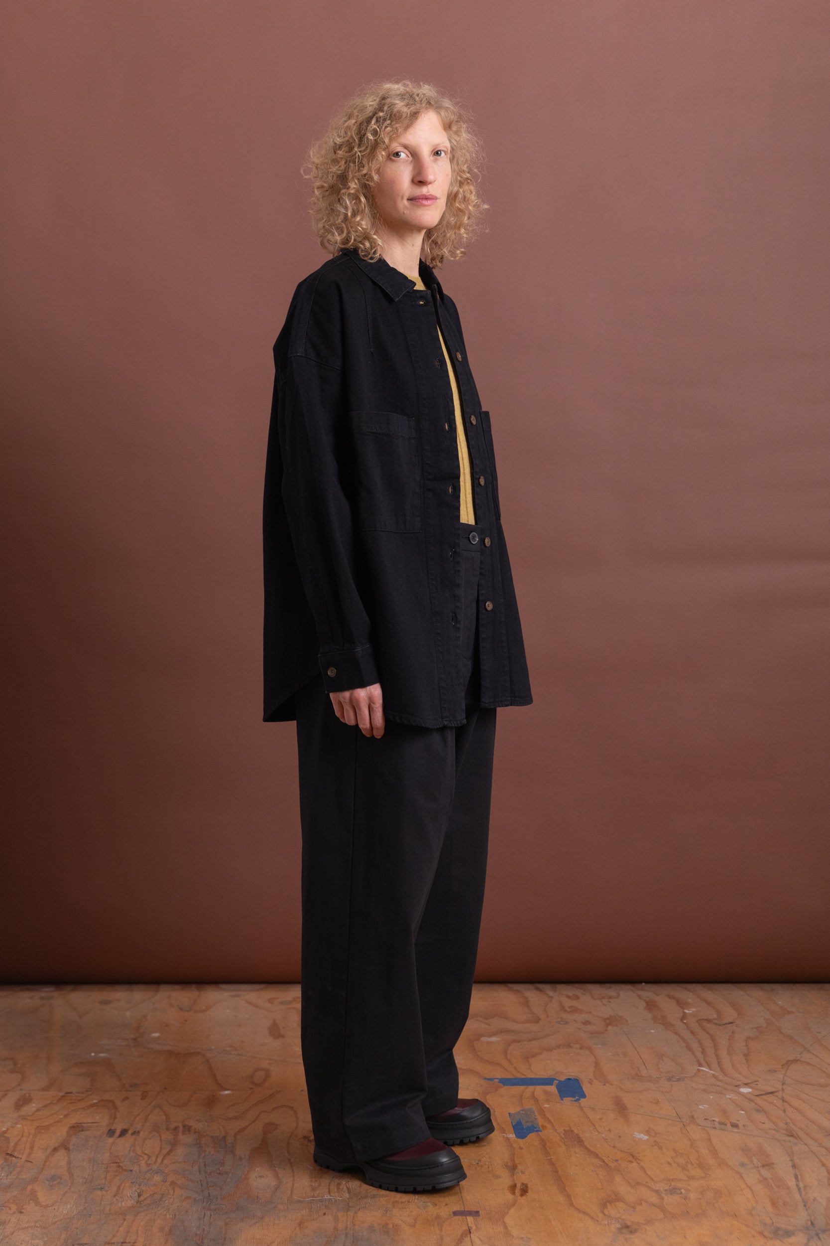 REGION SHIRT IN BLACK DENIM