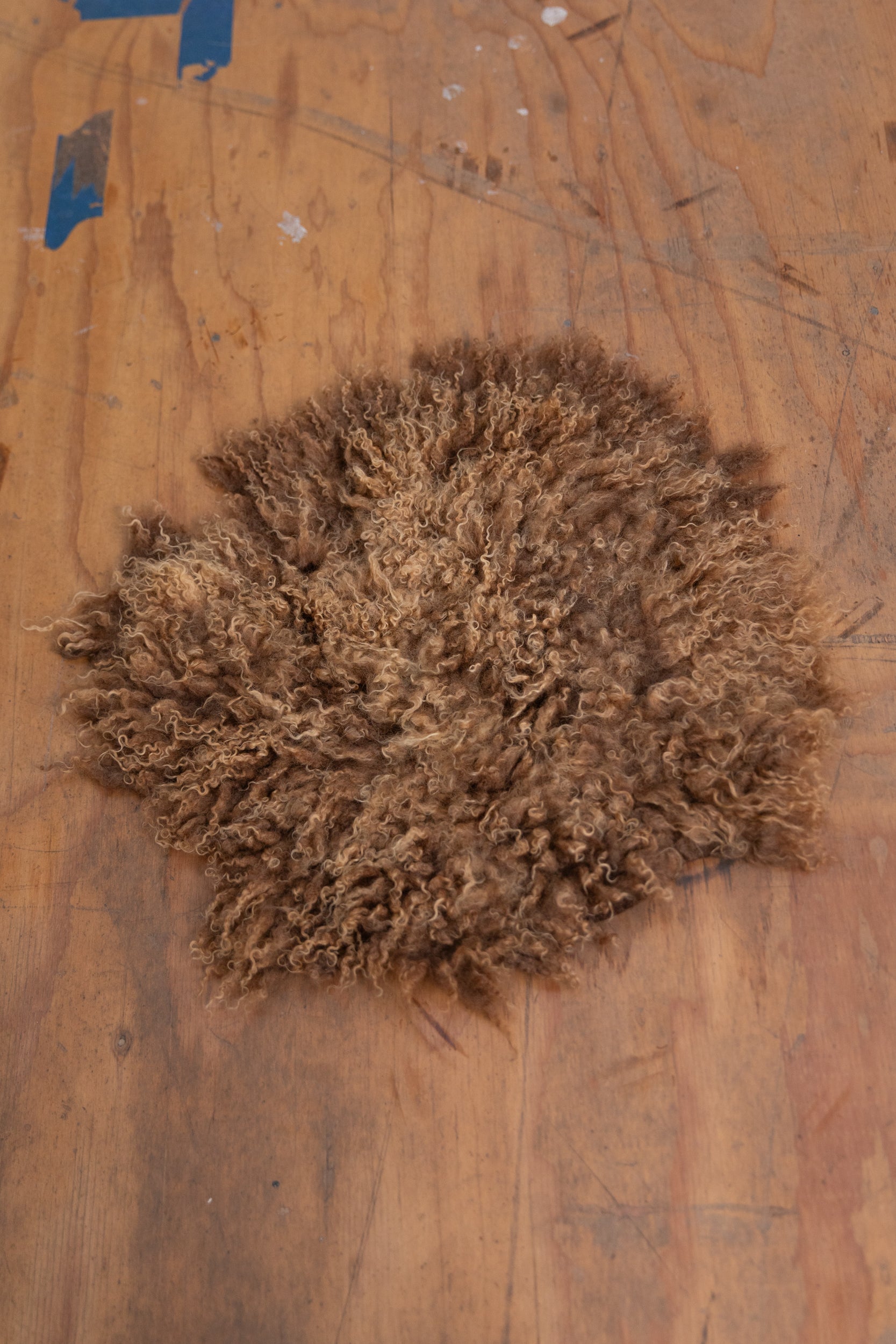 FELTED SEAT CUSHIONS IN NATURAL WOOL