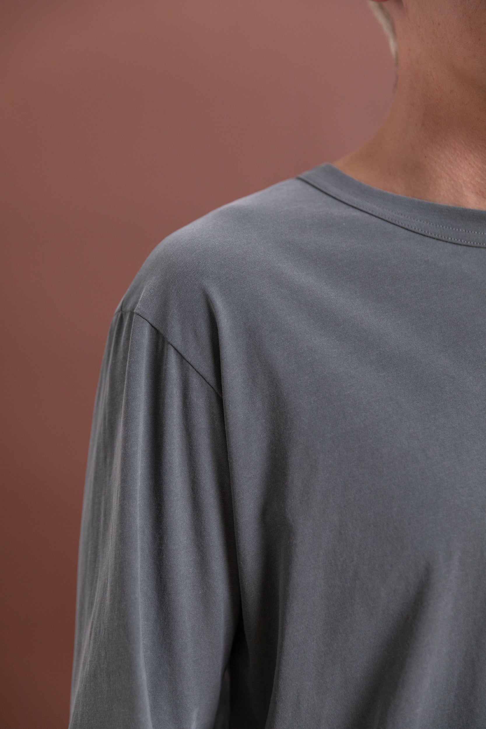 DRY LITE LONG SLEEVE TEE SHIRT IN PIGMENT KELP