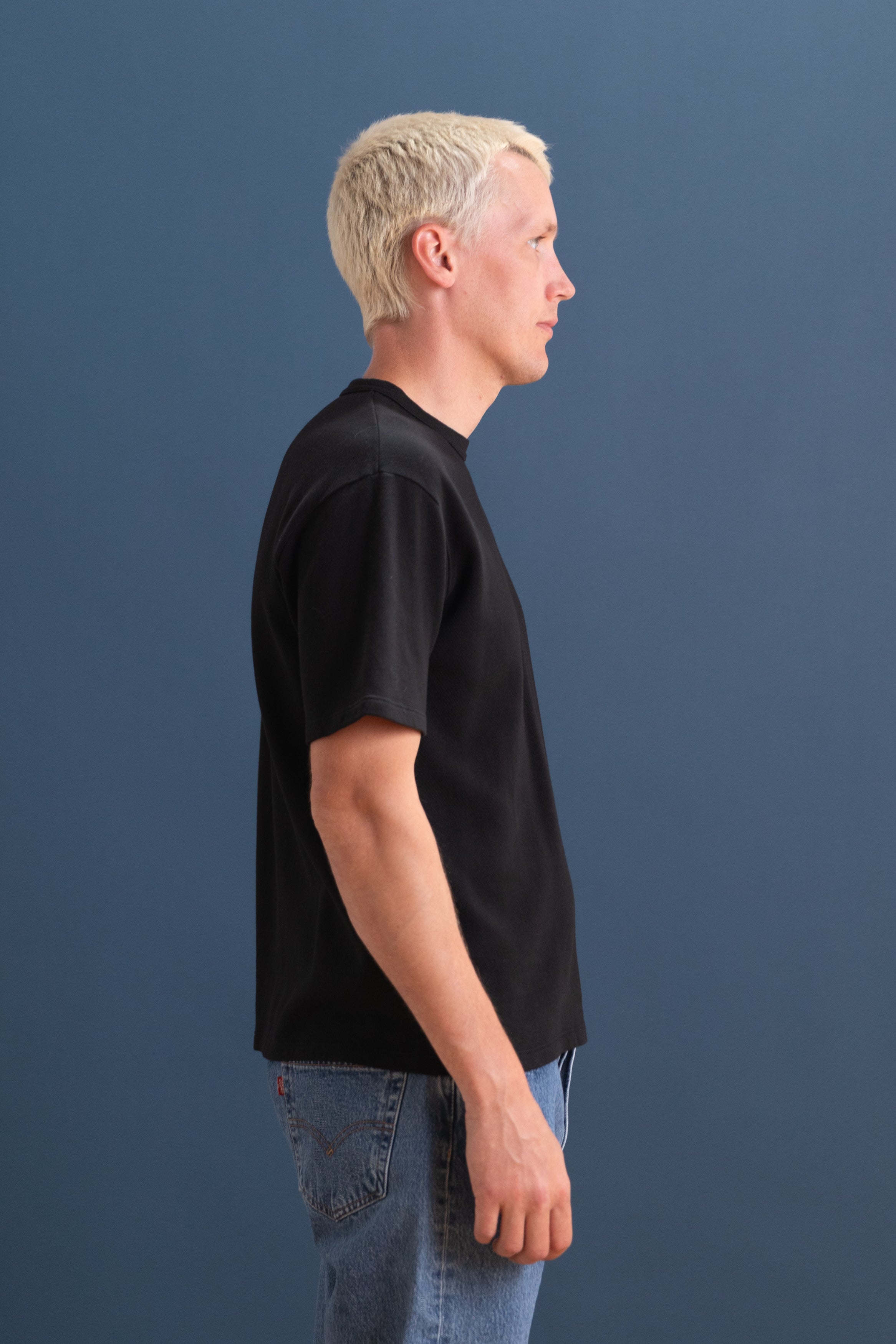 MESH TEE SHIRT IN BLACK