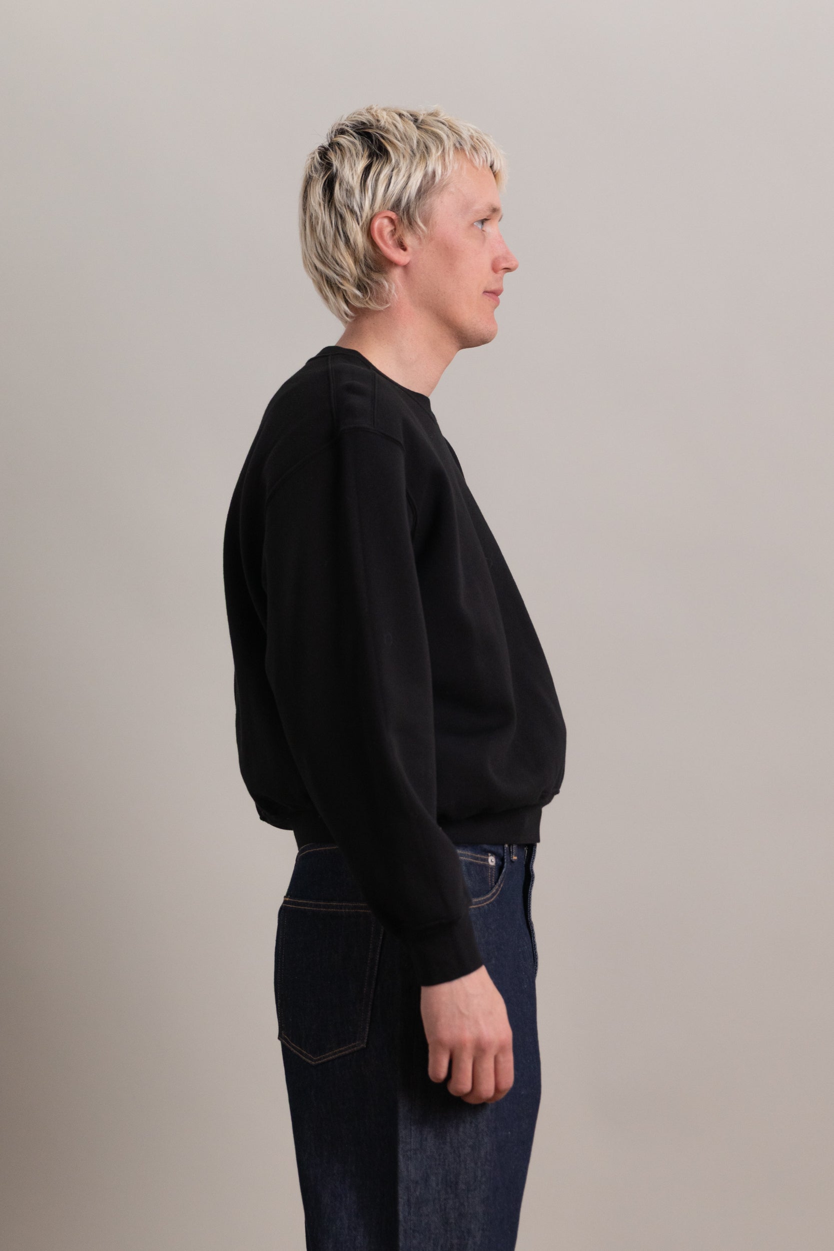 MINI CREWNECK IN BLACK