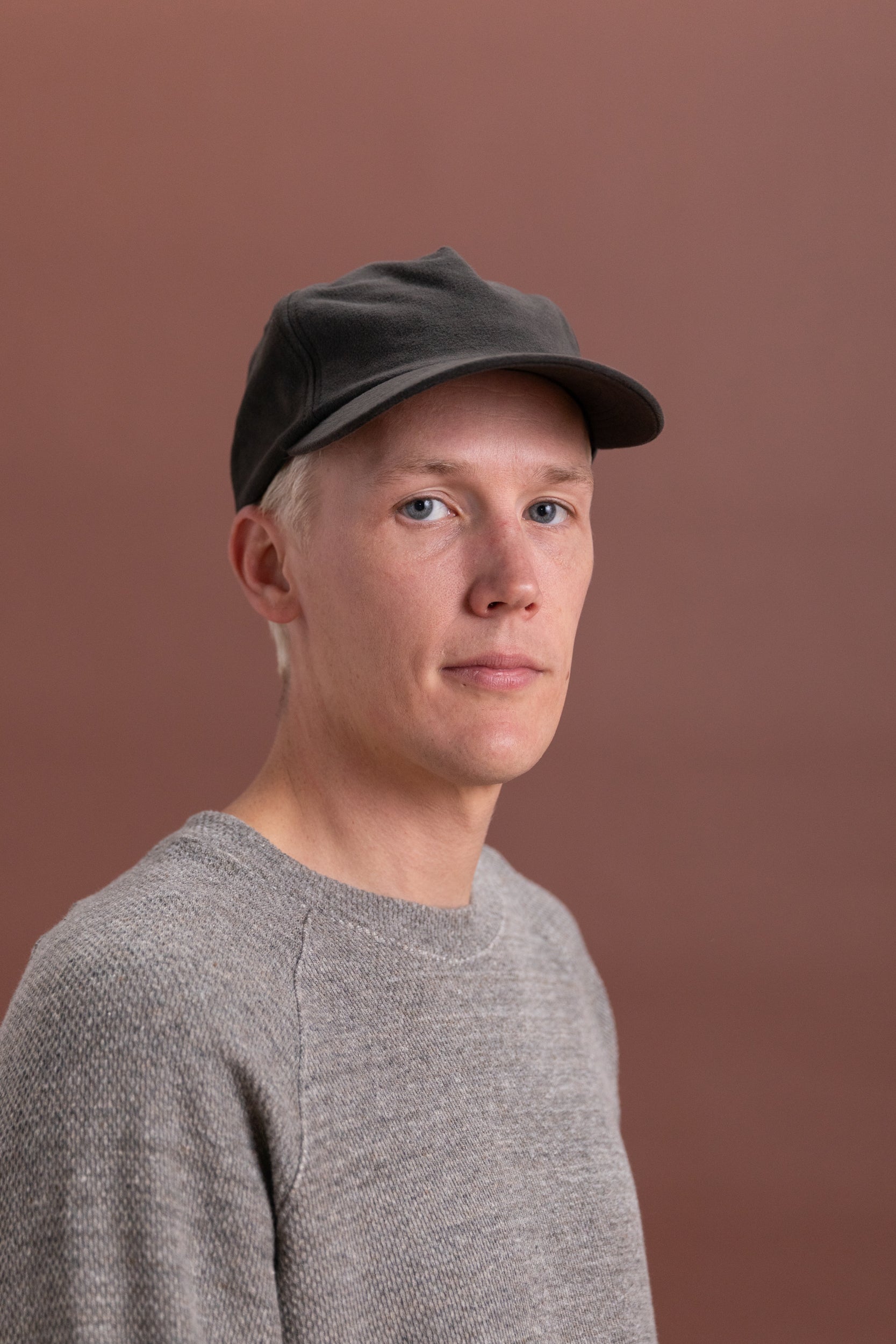 CAP IN BLACK MOLESKIN