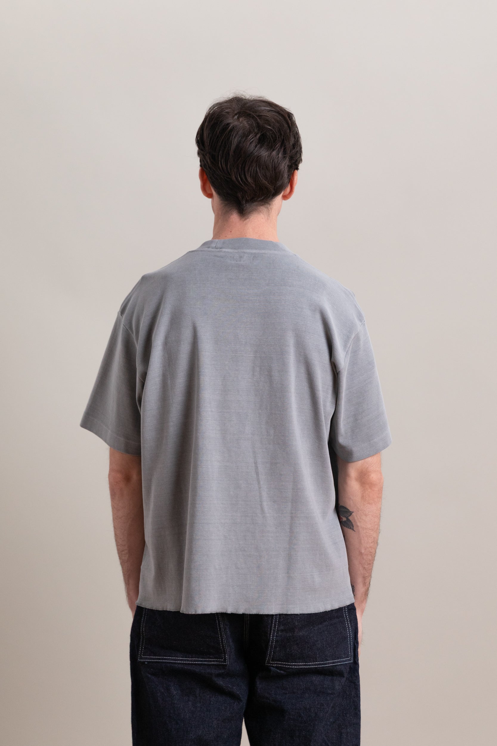 SIERRA STRIPE TEE SHIRT IN PIGMENT CHALK