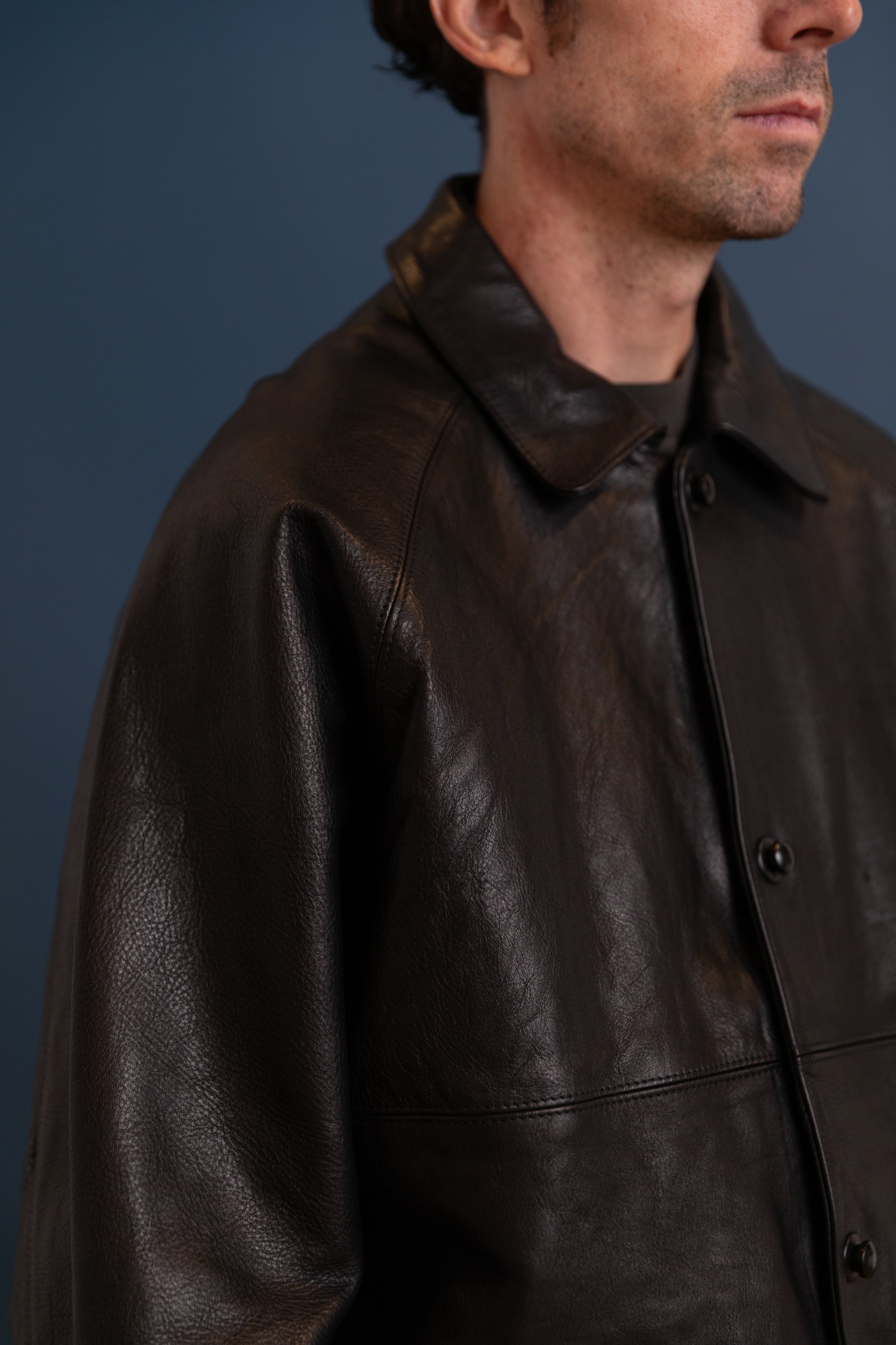 R21 L3 BOAT SHIRT IN BLACK HIDE