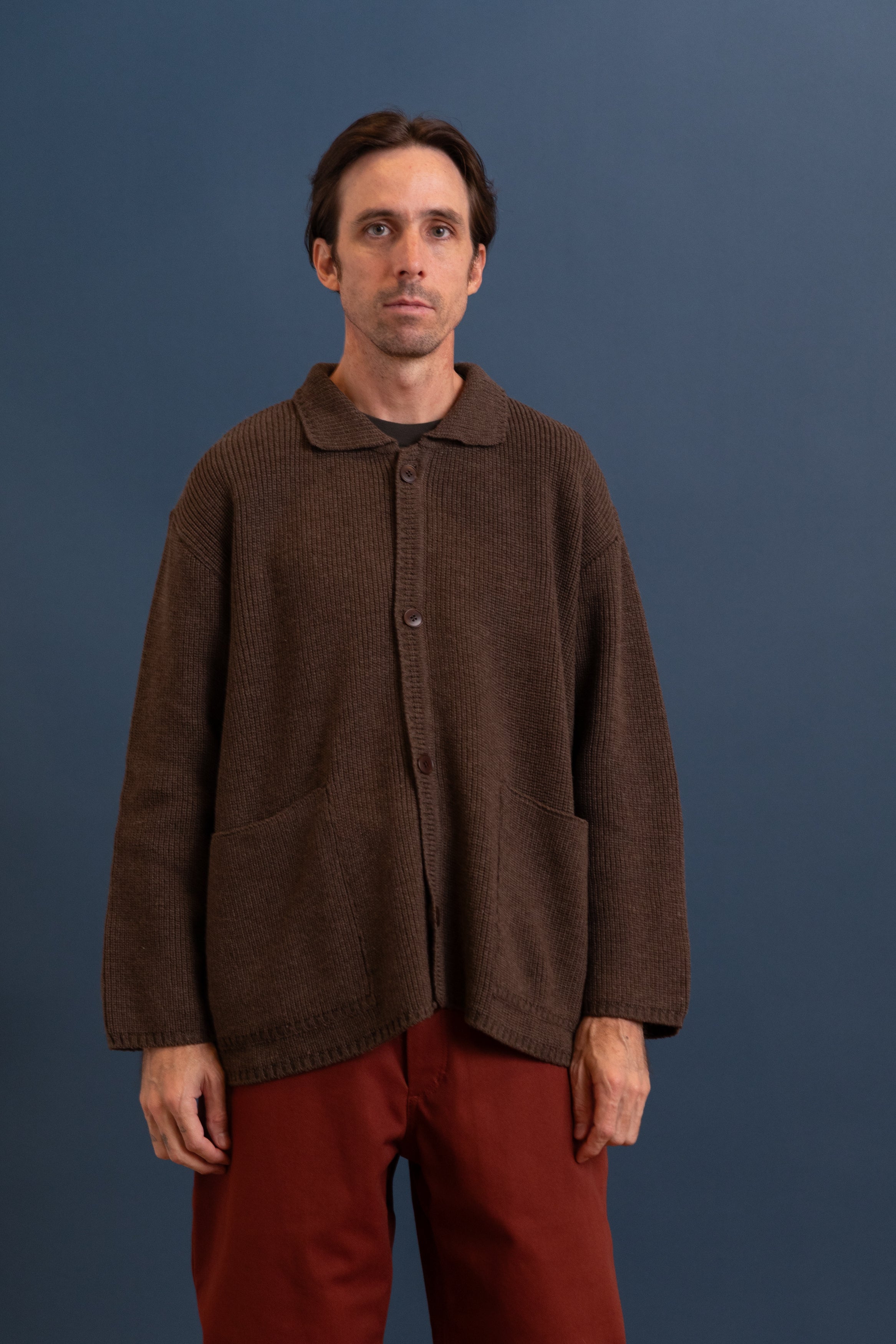 R21 Z1 MACHINE CARDIGAN IN BLACK SHEEP