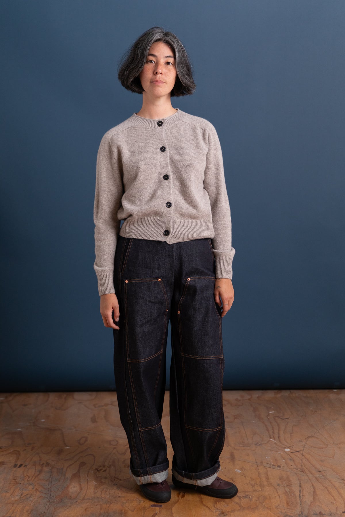 SMALL CREW NECK CARDIGAN IN NATURAL MERINO/CASHMERE
