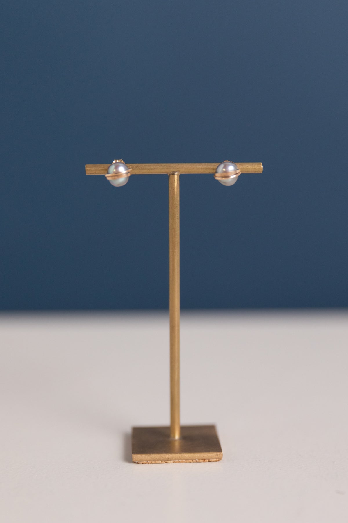 BAROQUE PEARL STUDS IN SILVER