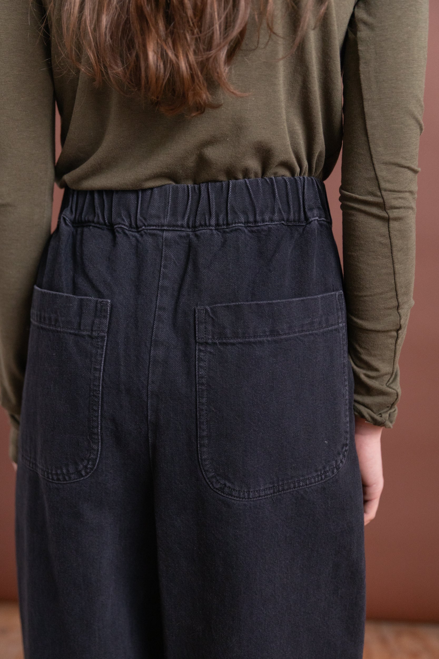BARREL PANT IN FADED BLACK