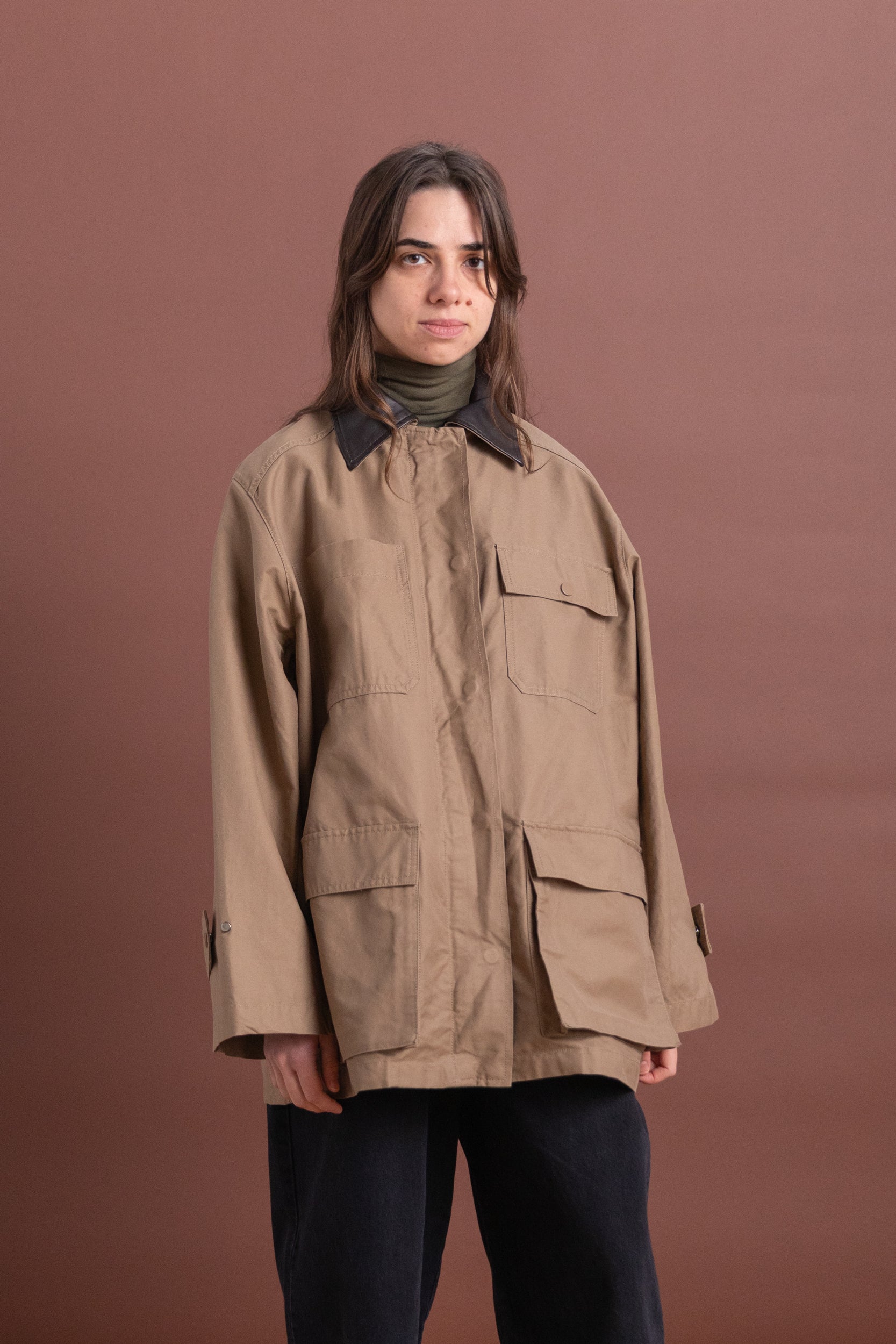 CONTRAST COLLAR WORK JACKET IN DARK BEIGE