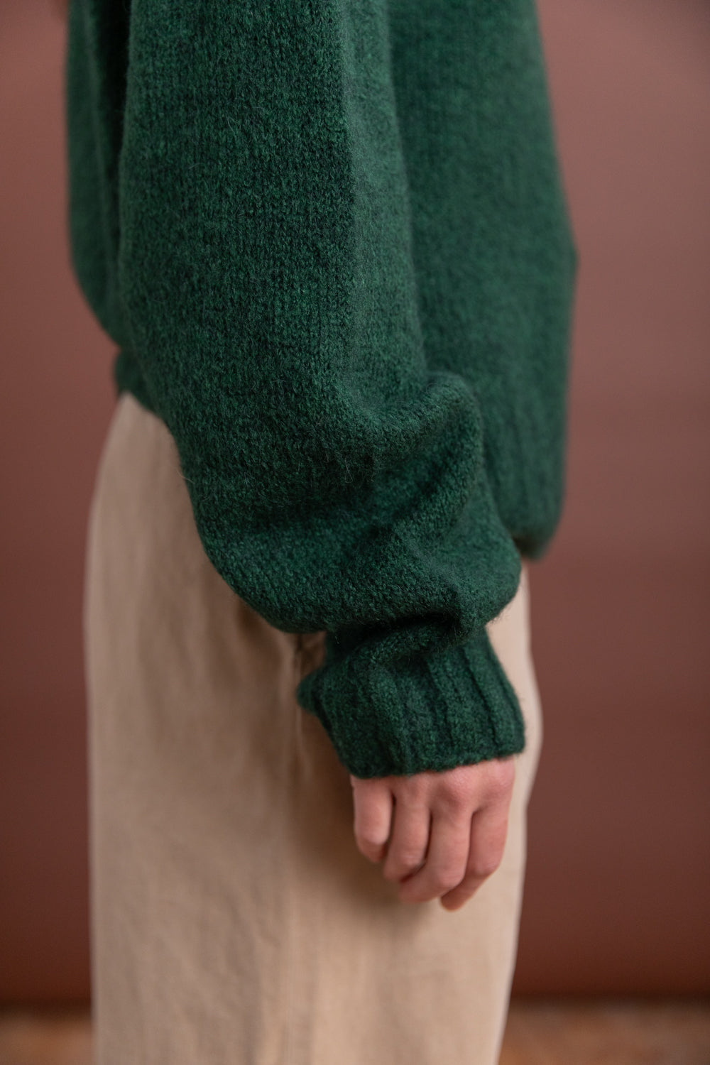 ALPACA BLEND KNIT SWEATER IN GREEN