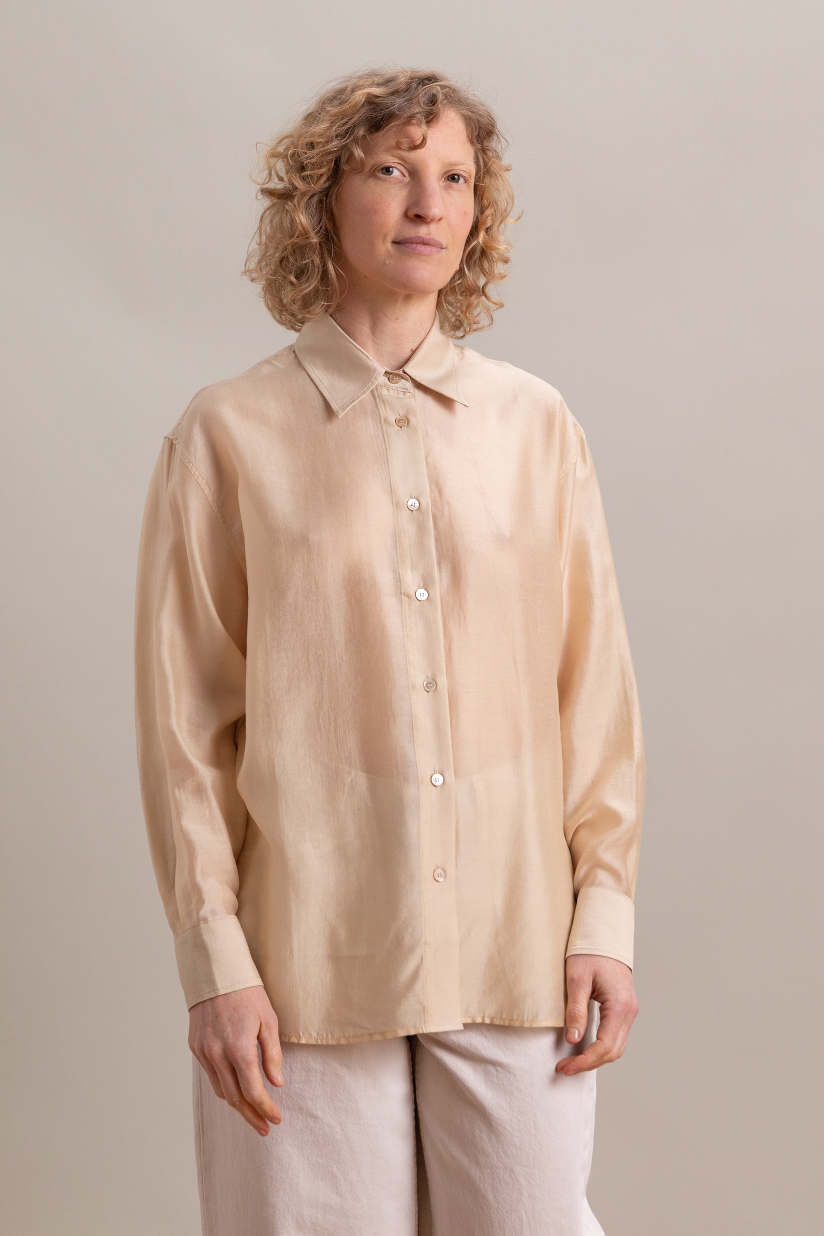 トップス andwang Minimal Frill Sheer Shirt beige SEMI SHEER SHIRT IN BEIGE
