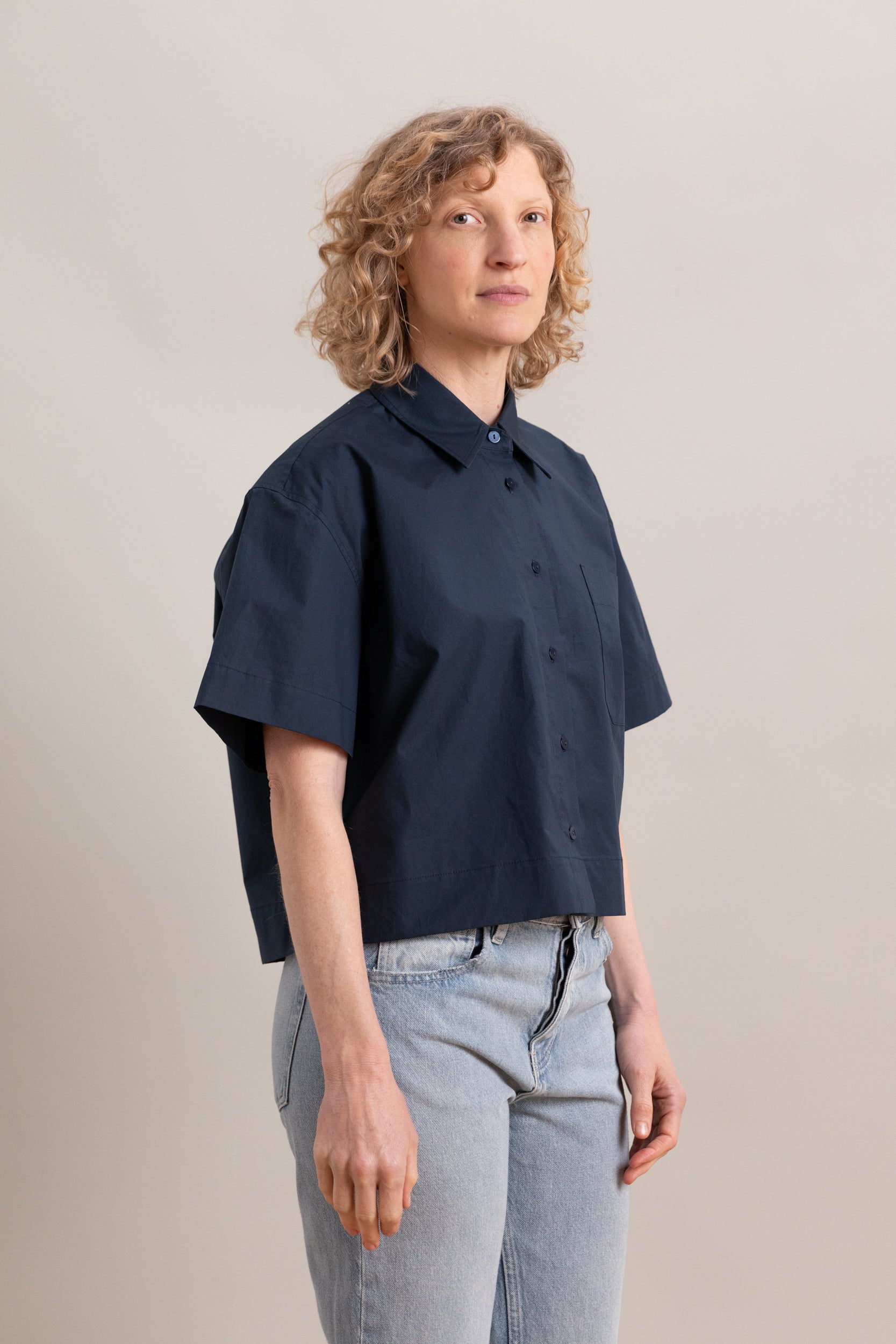 SHORT SLEEVE COTTON SHIRT IN NAVY